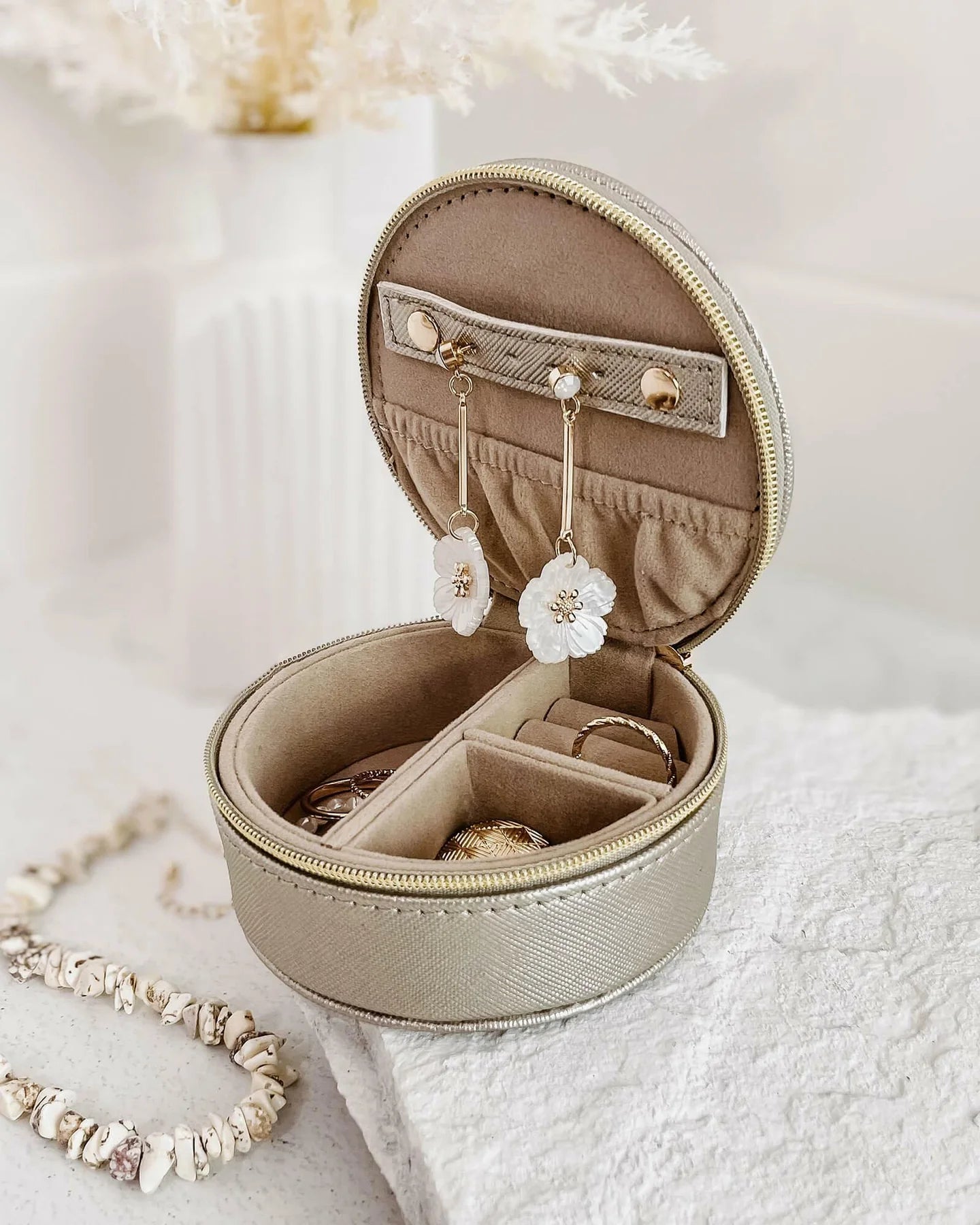 Image of Louenhide Sisco Jewellery Box - Silver