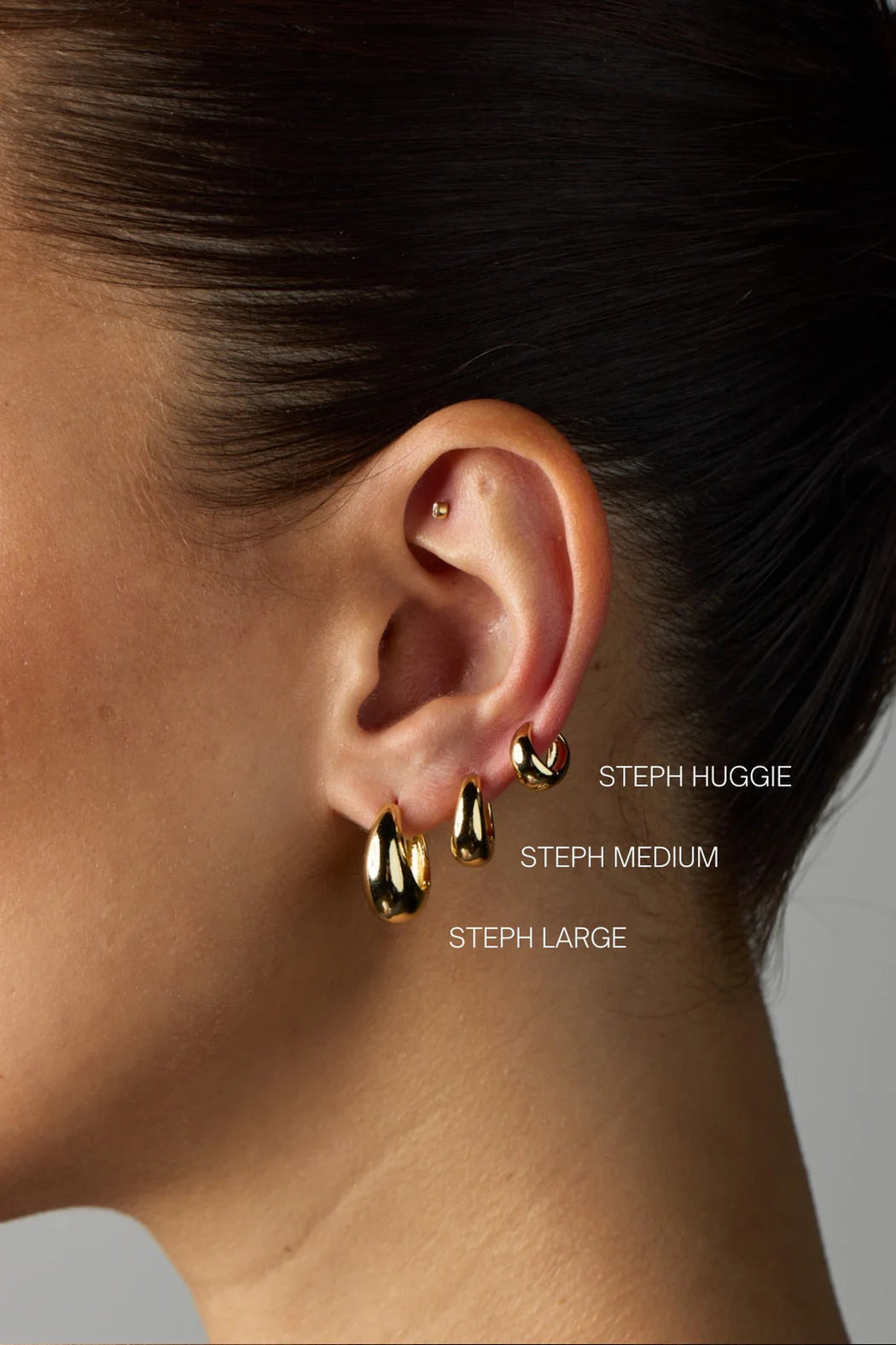 Collection of Zafino Steph Hoop Medium - Gold in a gallery layout