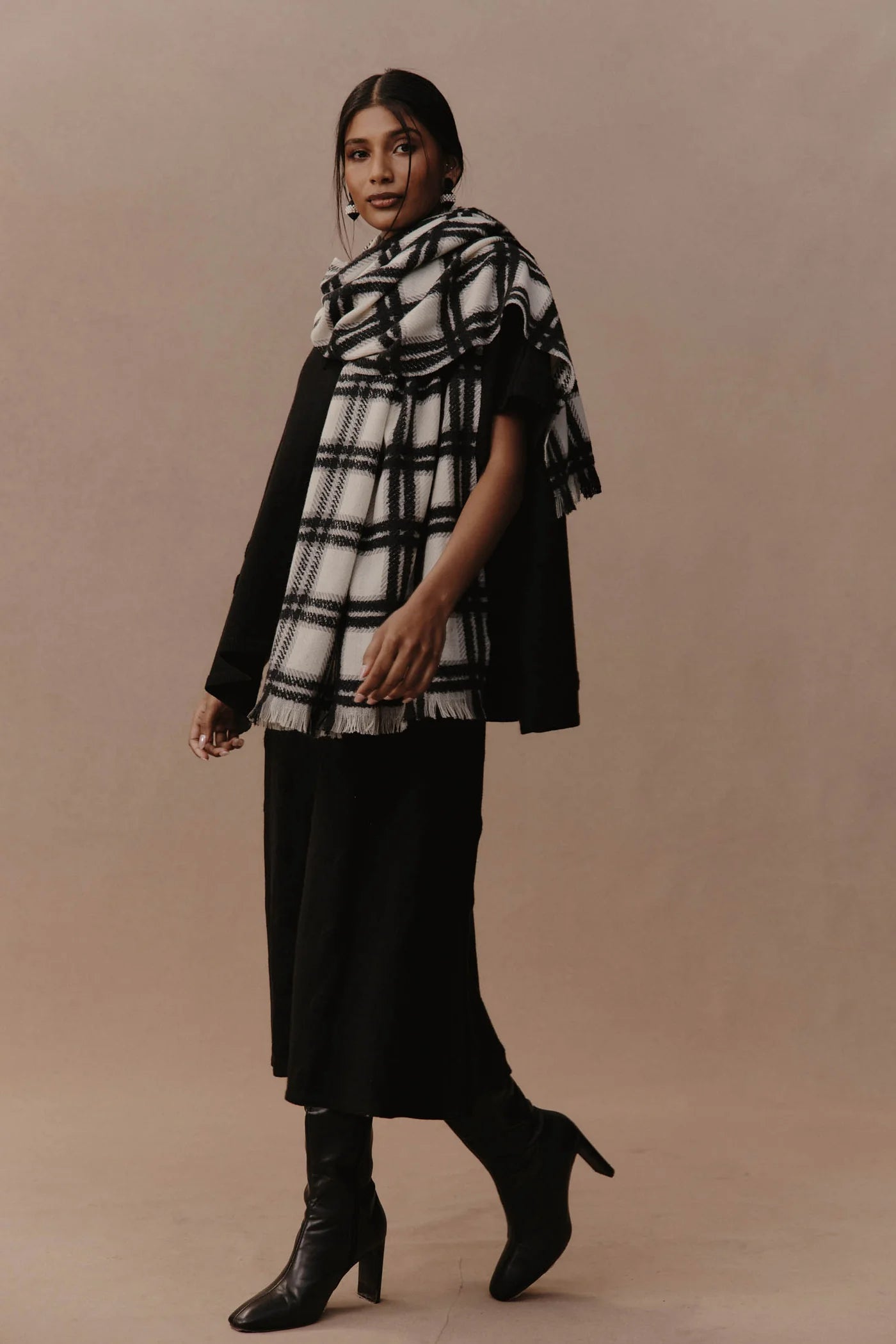 Collection of Eb and Ive Masa Knit Skirt - Black in a gallery layout