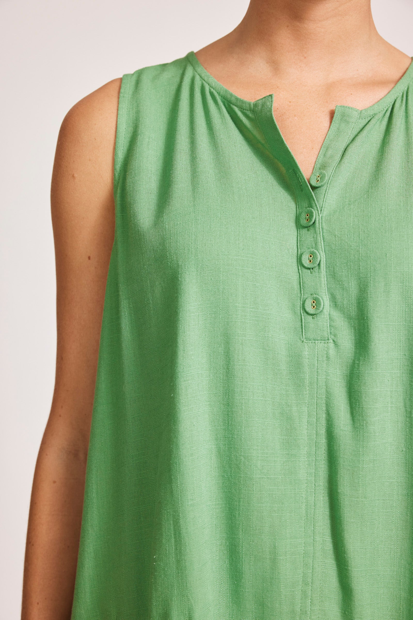 Collection of Eb and Ive Alesia Tank - Jade in a gallery layout