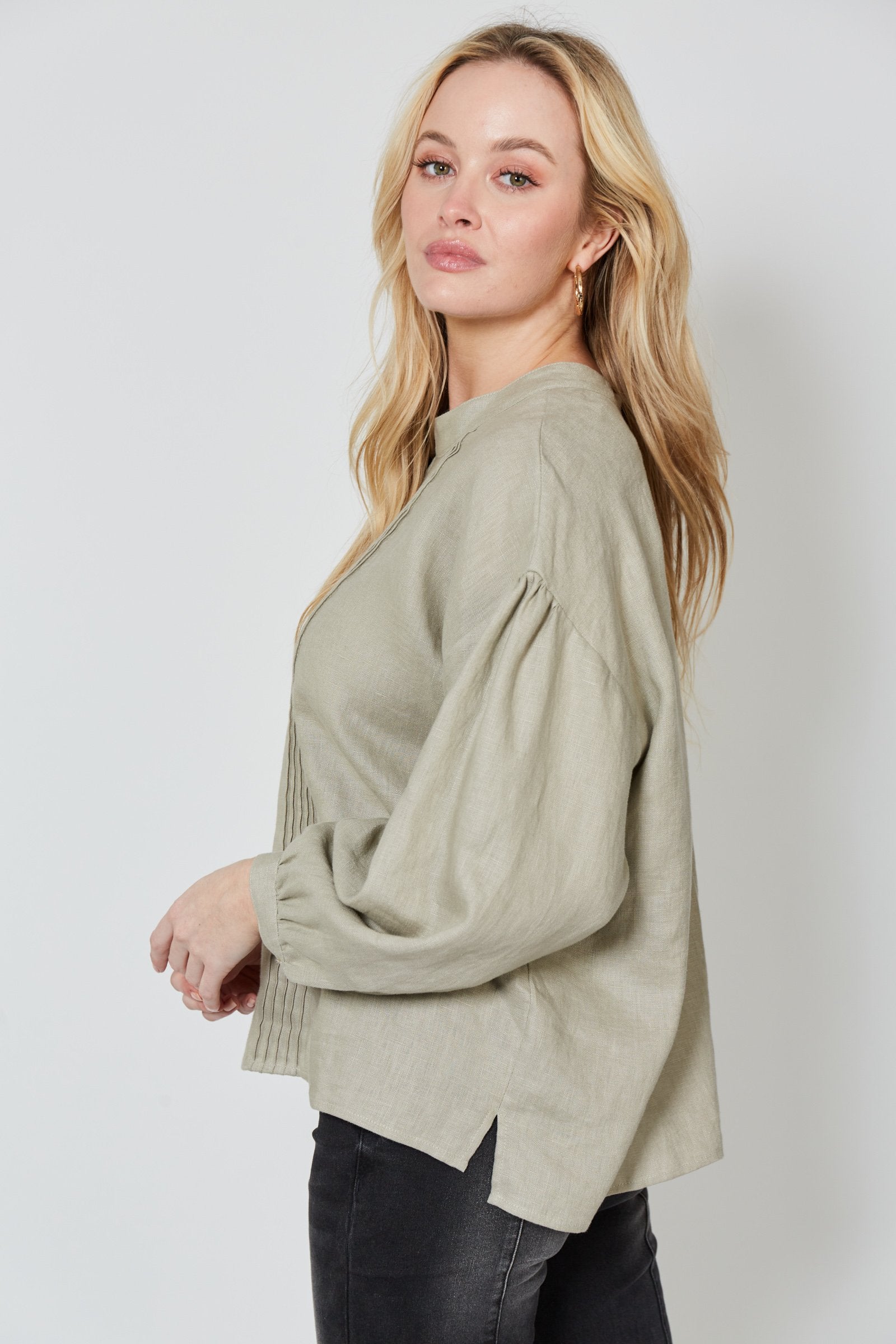 Collection of 4499405H in a gallery layout