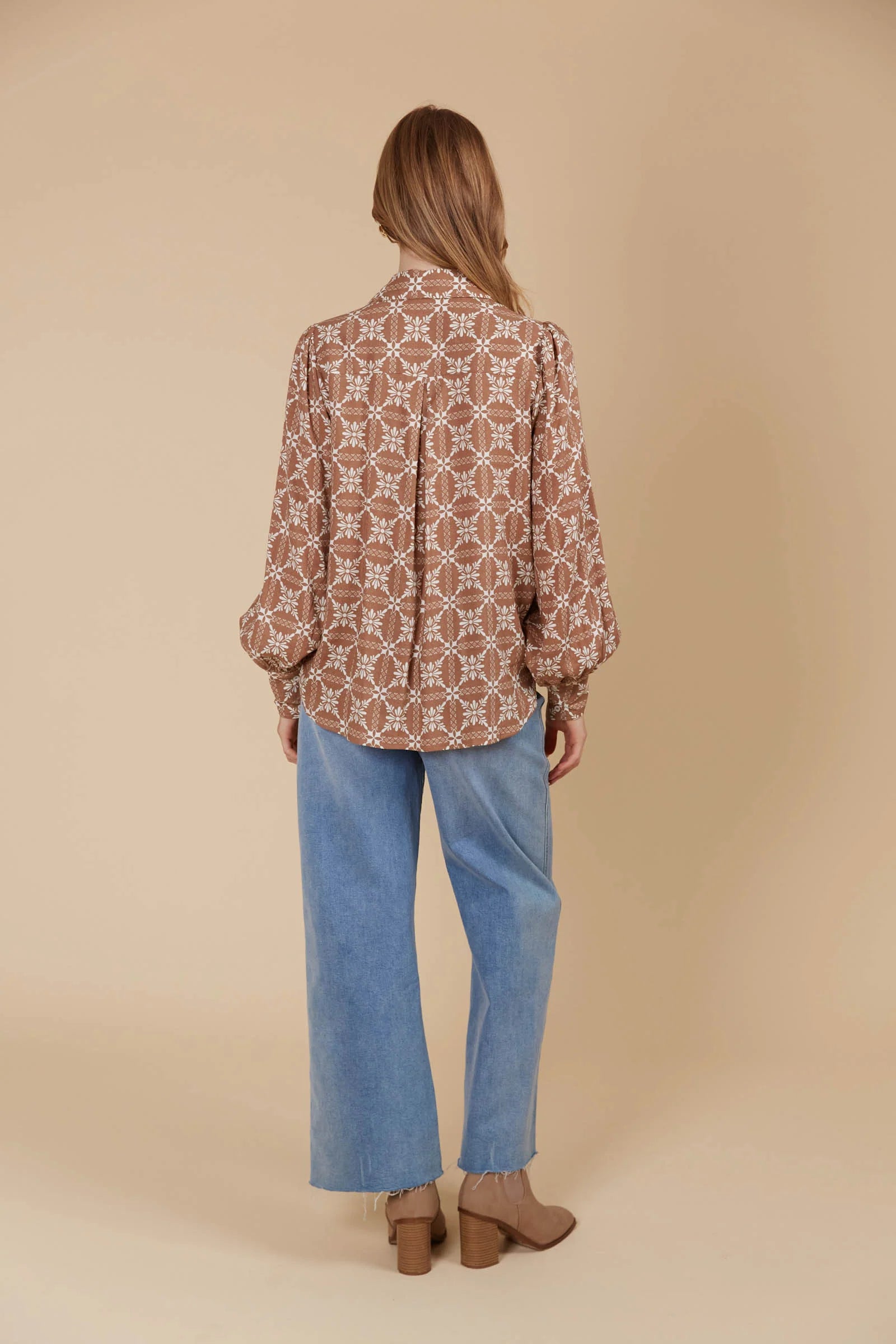 Collection of Isle of Mine Venus Shirt - Deity in a gallery layout