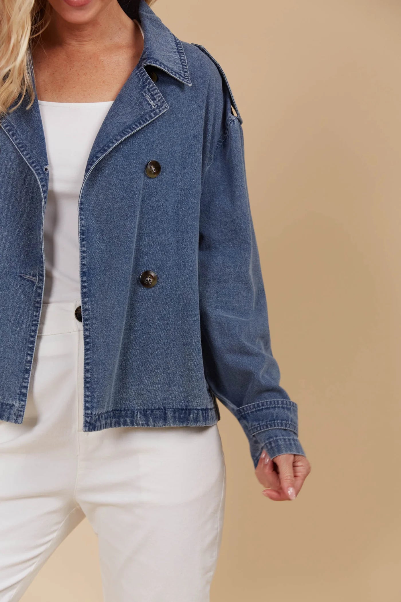 Image of Isle of Mine Freya Crop Trench - Denim