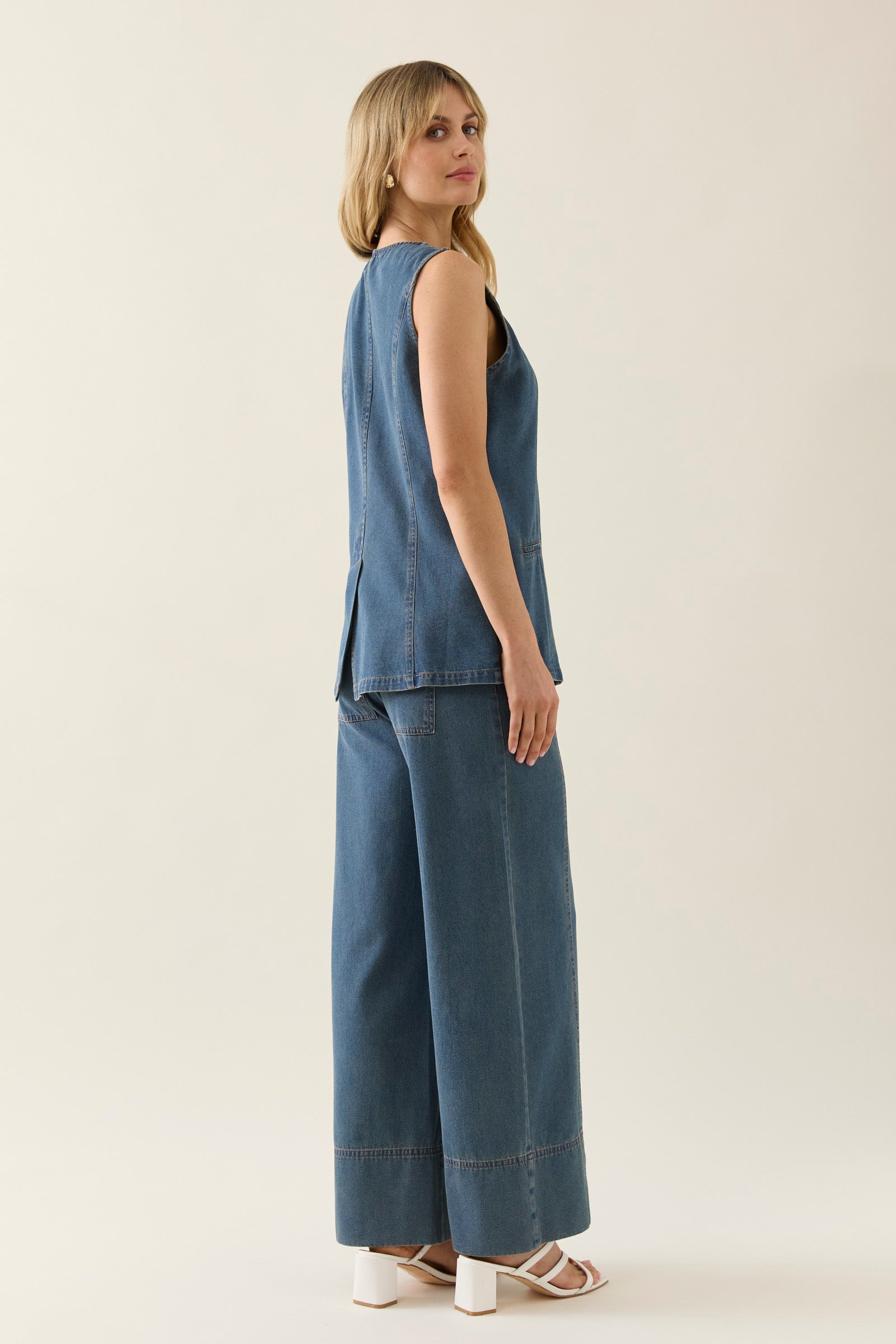 Collection of Isle Of Mine Sophie Denim Vest - Drift in a gallery layout