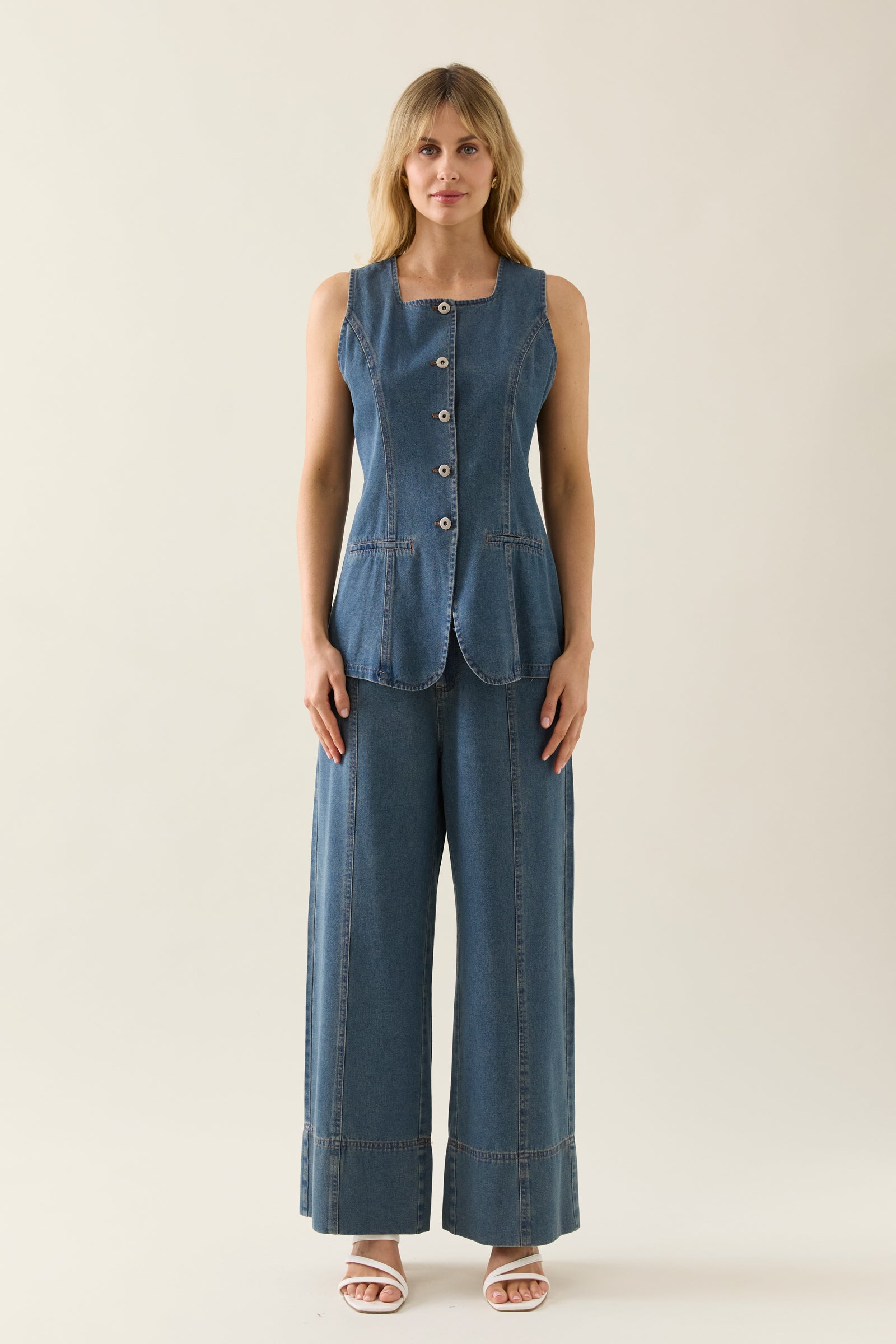Collection of Isle Of Mine Sophie Denim Pant - Drift in a gallery layout