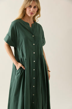 Collection of Isle Of Mine Aurora Pleat Maxi - Myrtle in a gallery layout