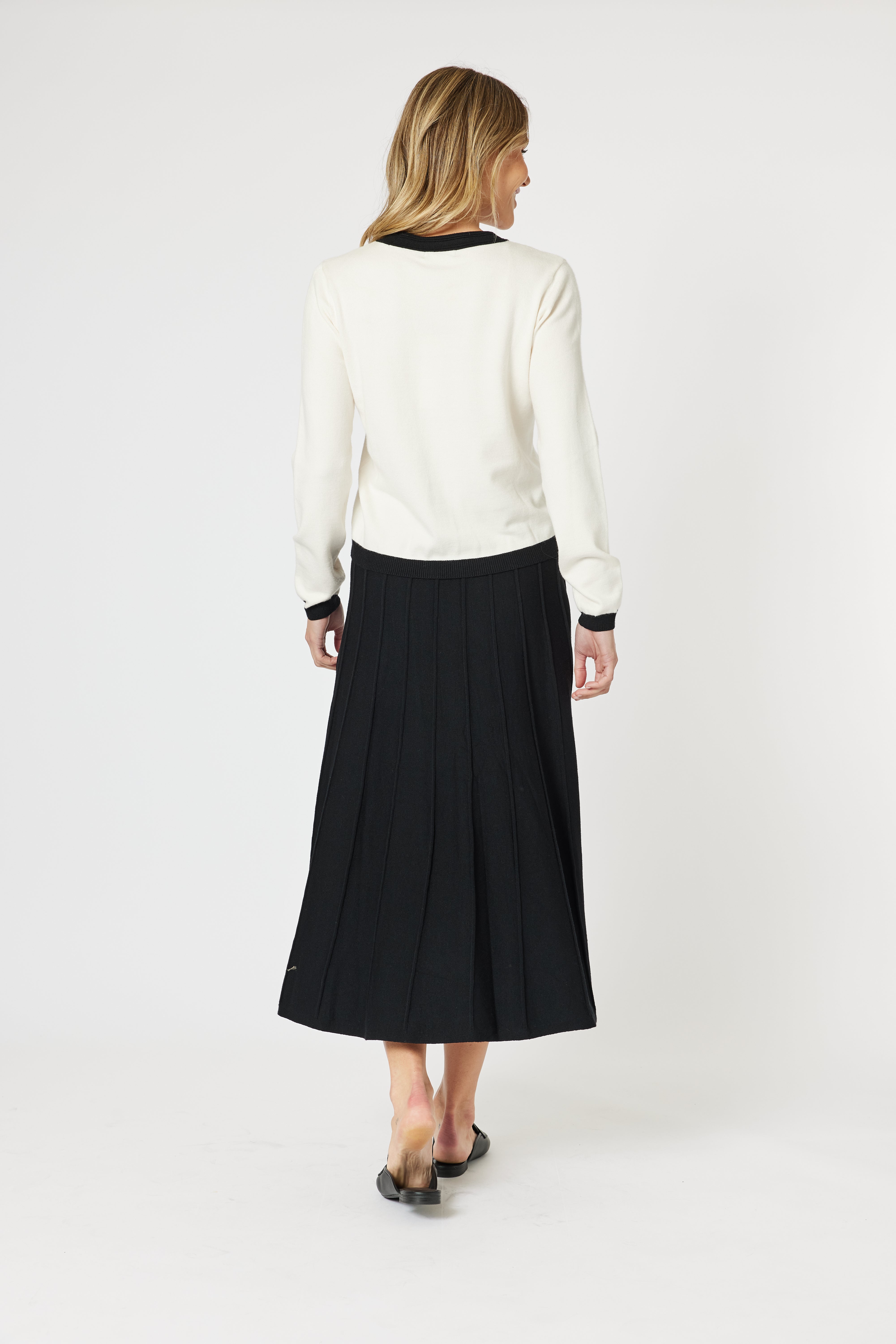 Collection of Gordon Smith Mosman Jumper - Ivory/Black in a gallery layout