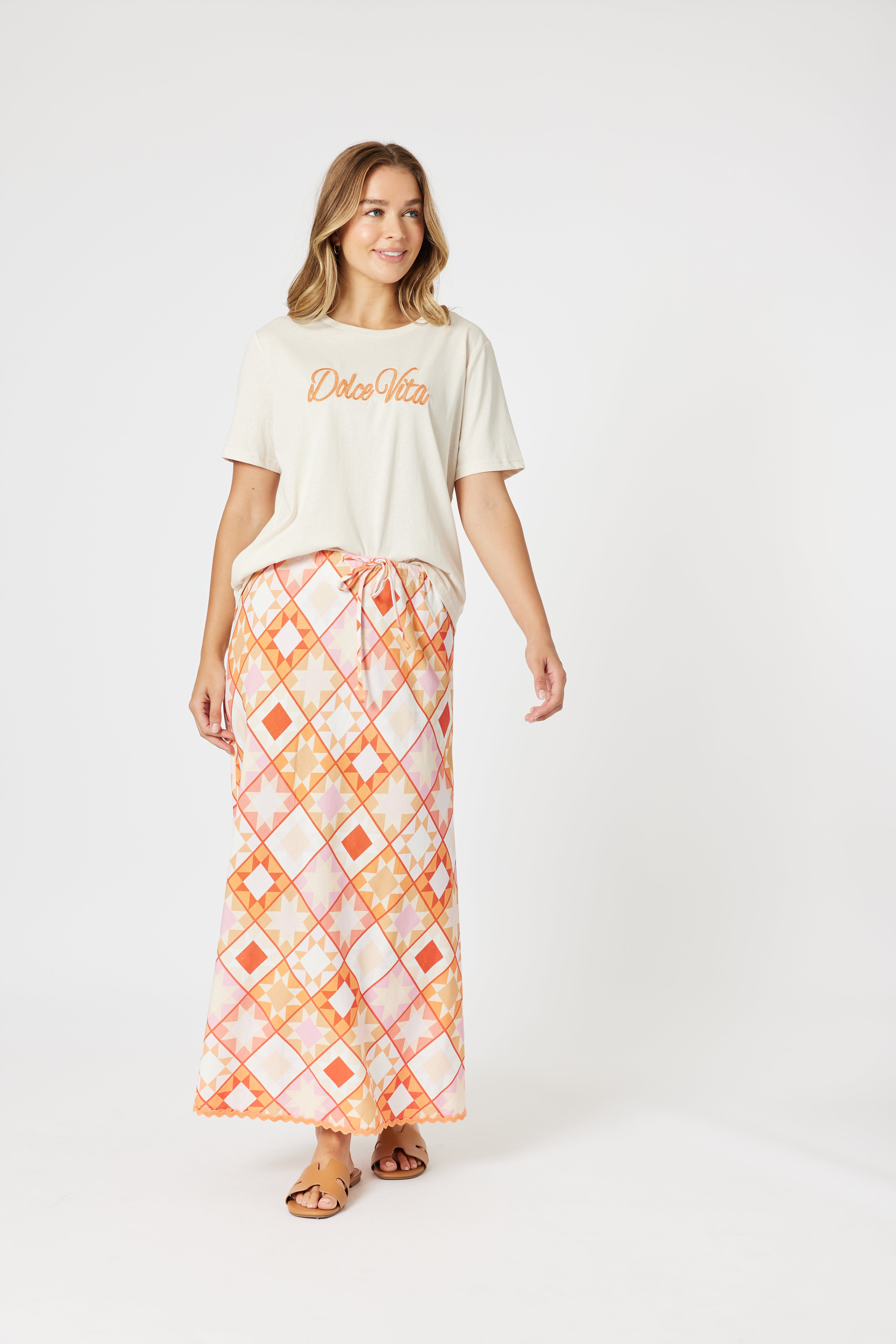 Collection of Threadz Dolce Vita Tee - Natural in a gallery layout