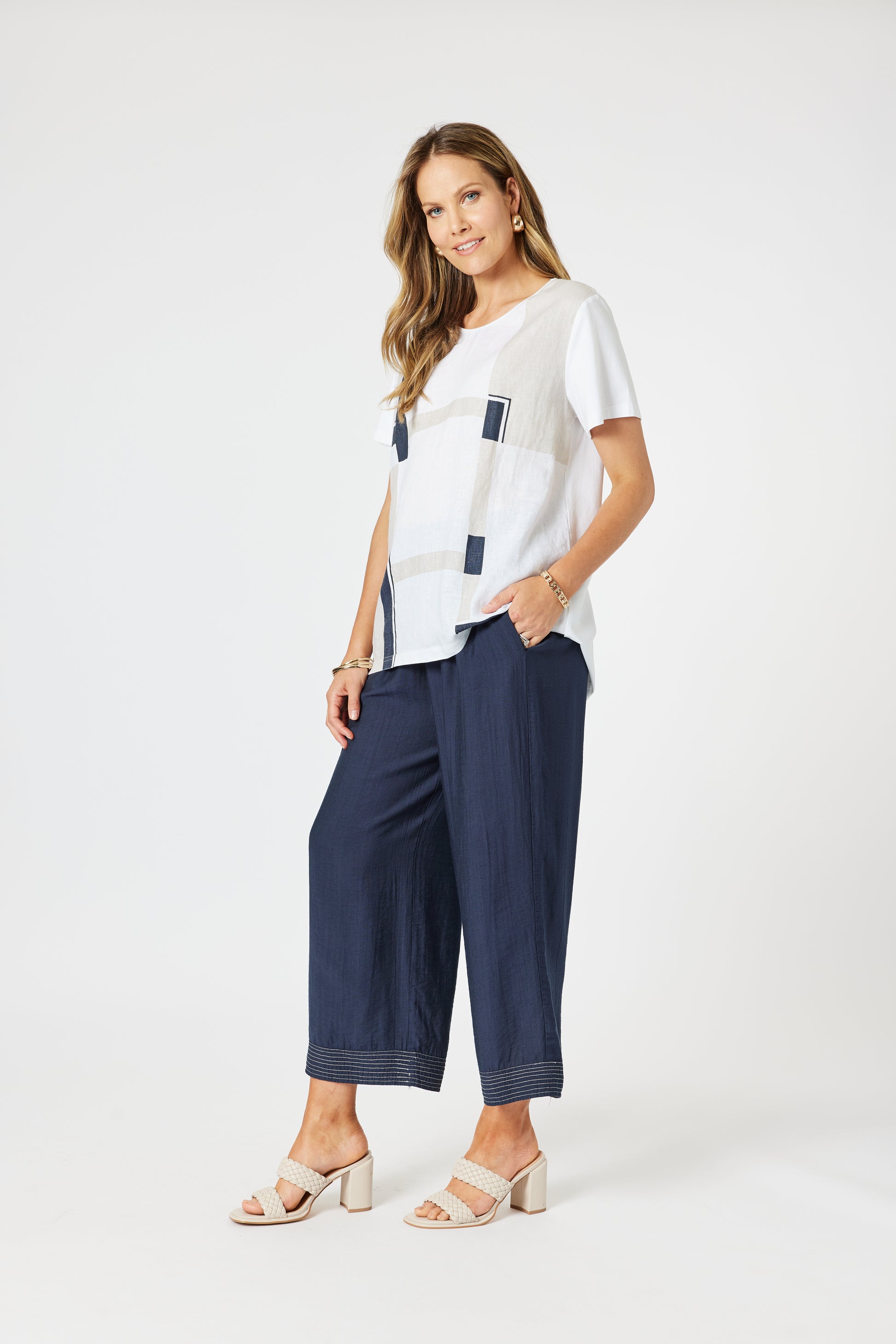 Clarity Geometric Top - White/ Navy