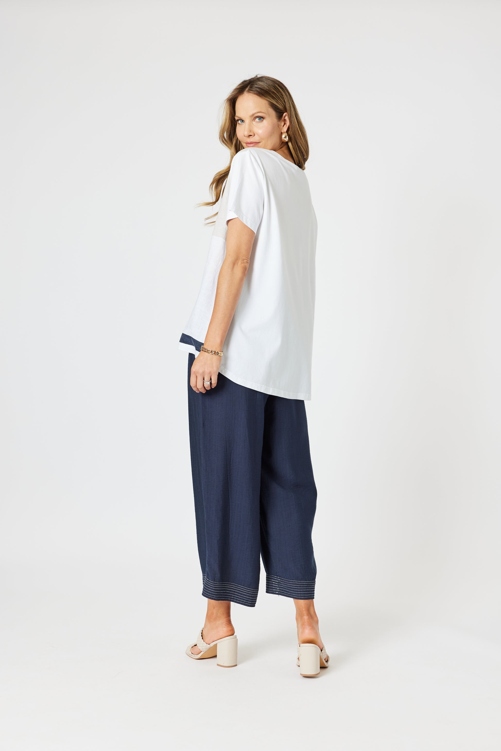 Clarity Geometric Top - White/ Navy