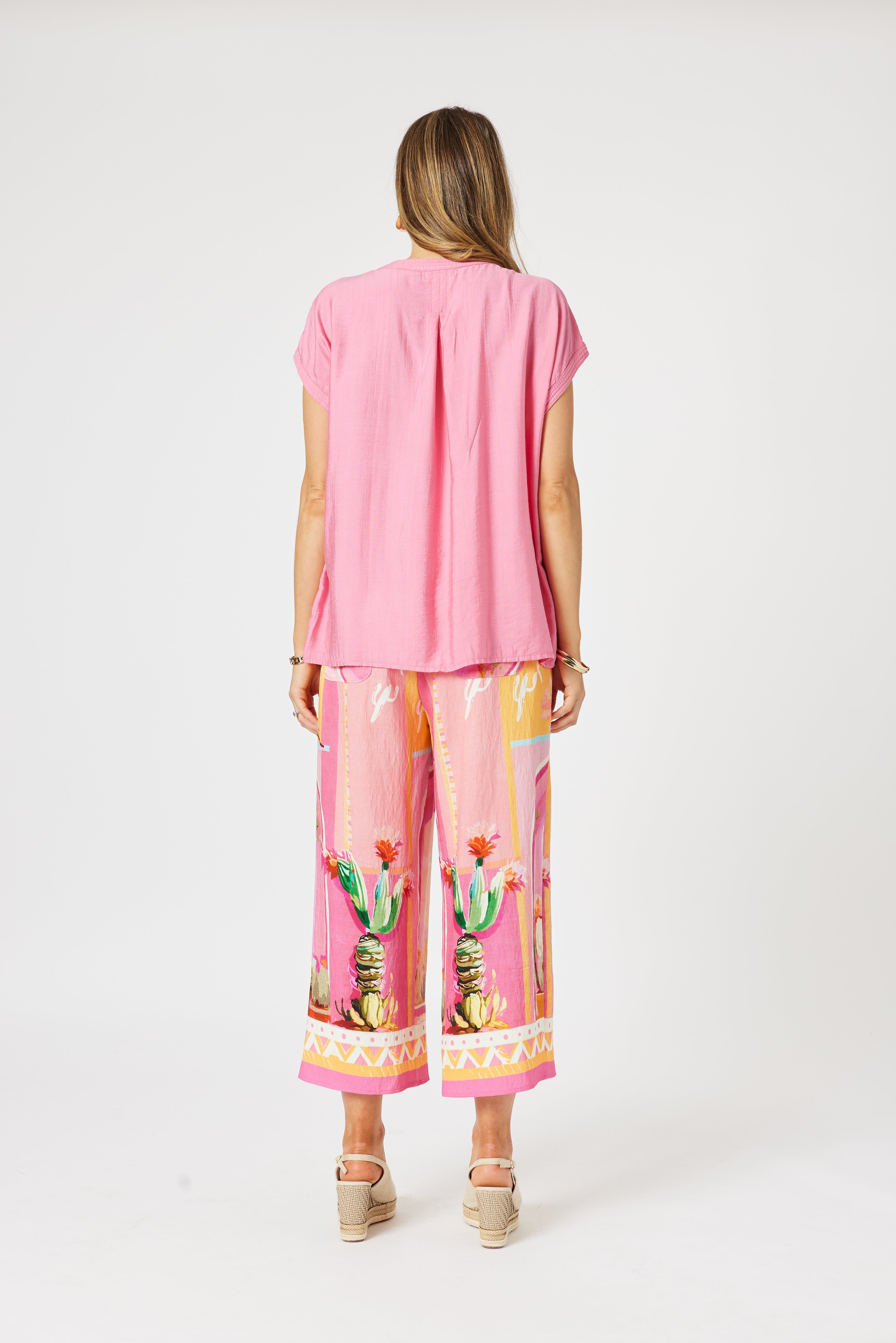 Collection of Clarity The Tulum Pant - Pink/Multi in a gallery layout