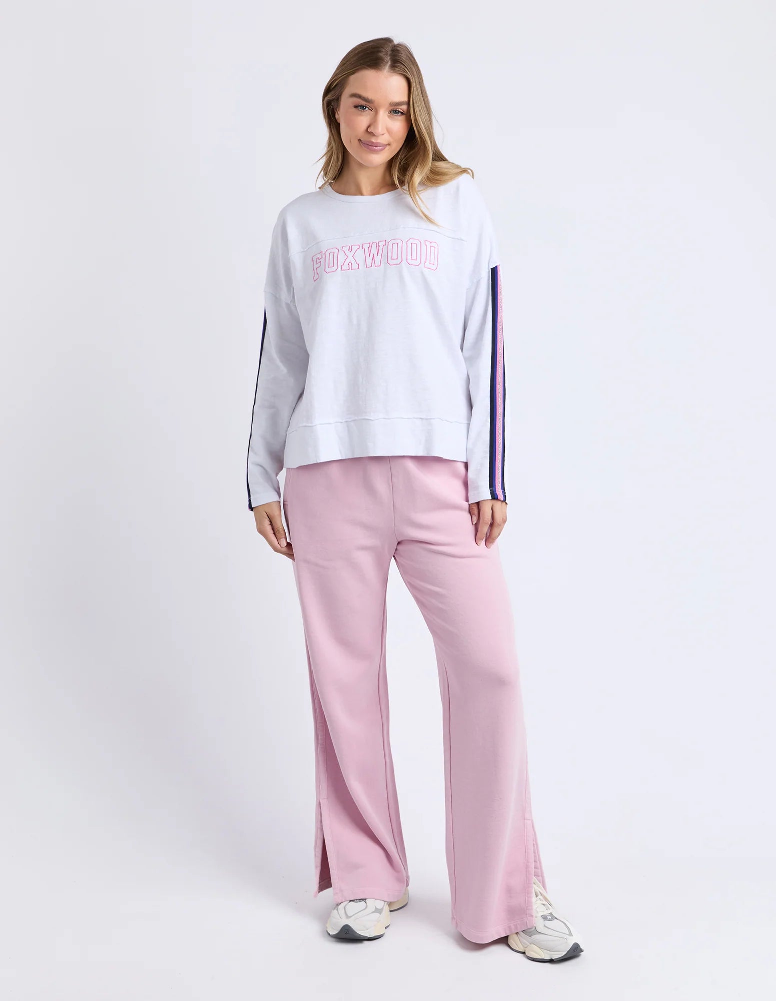 Collection of Foxwood Racer Throw On Tee - White in a gallery layout