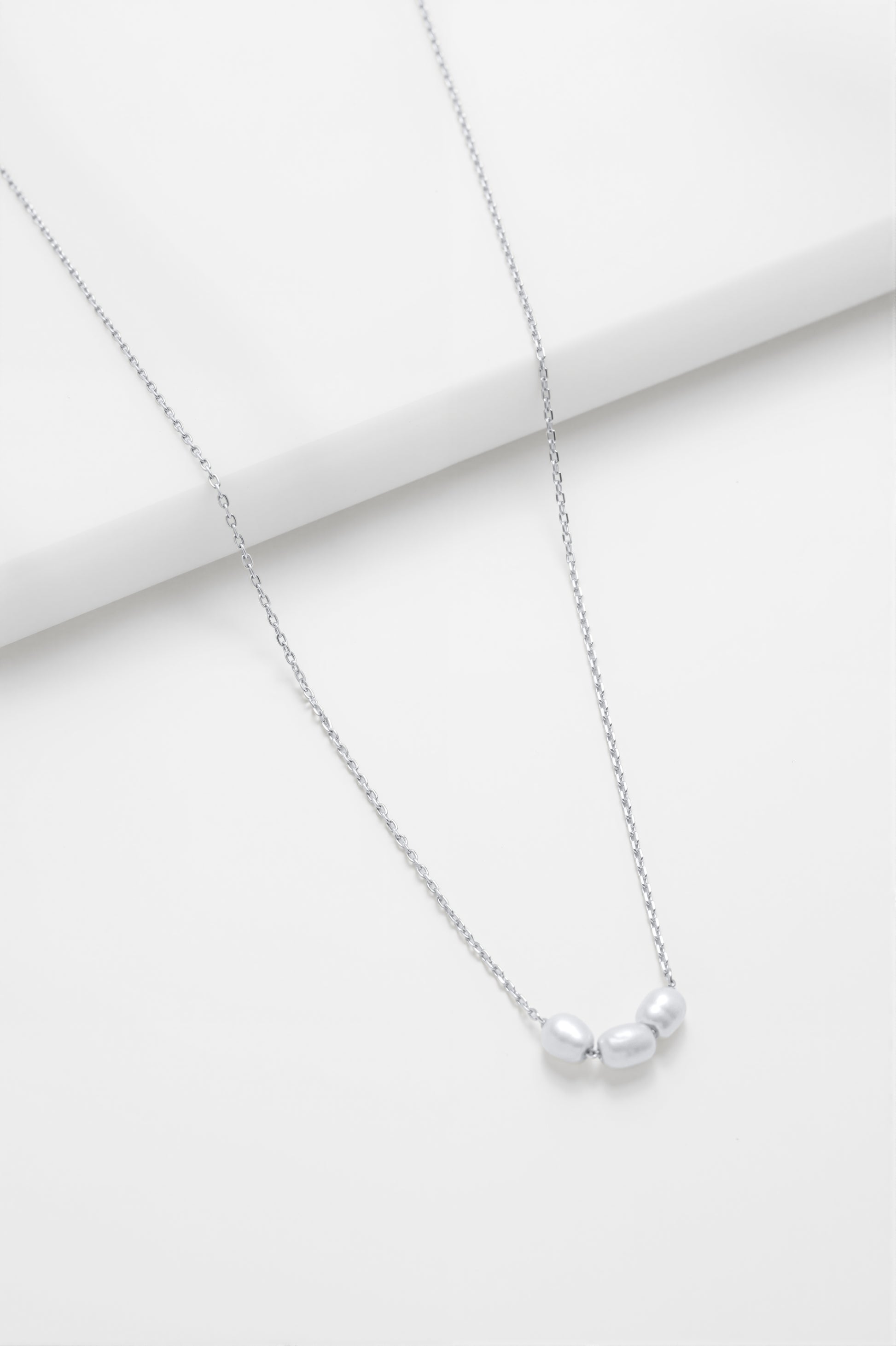 Zafino Mini Pearl Necklace - Silver