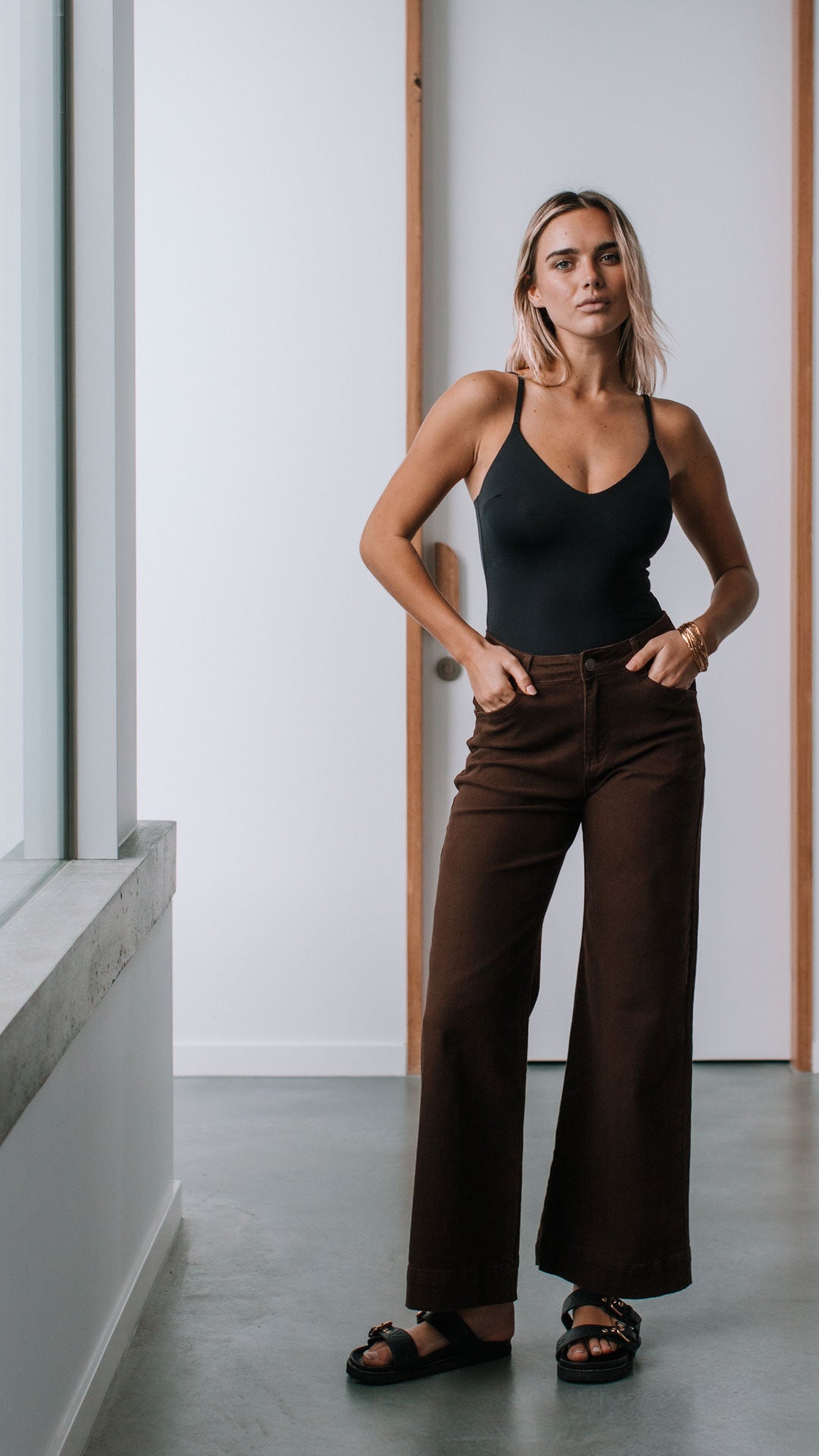 Country Denim Stretch Baggy Jean - Chocolate