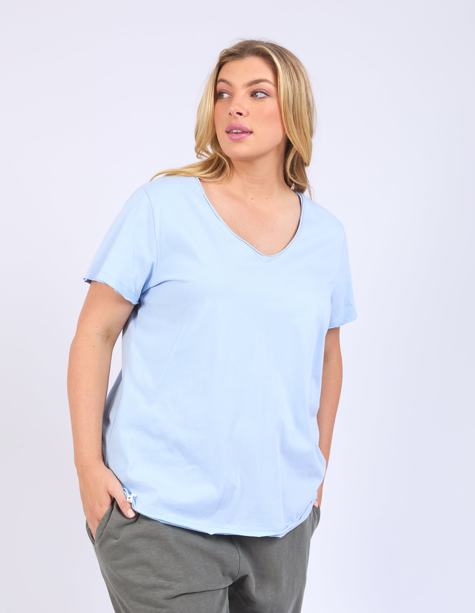 Image of Elm Pima Vee Tee - Dream Blue