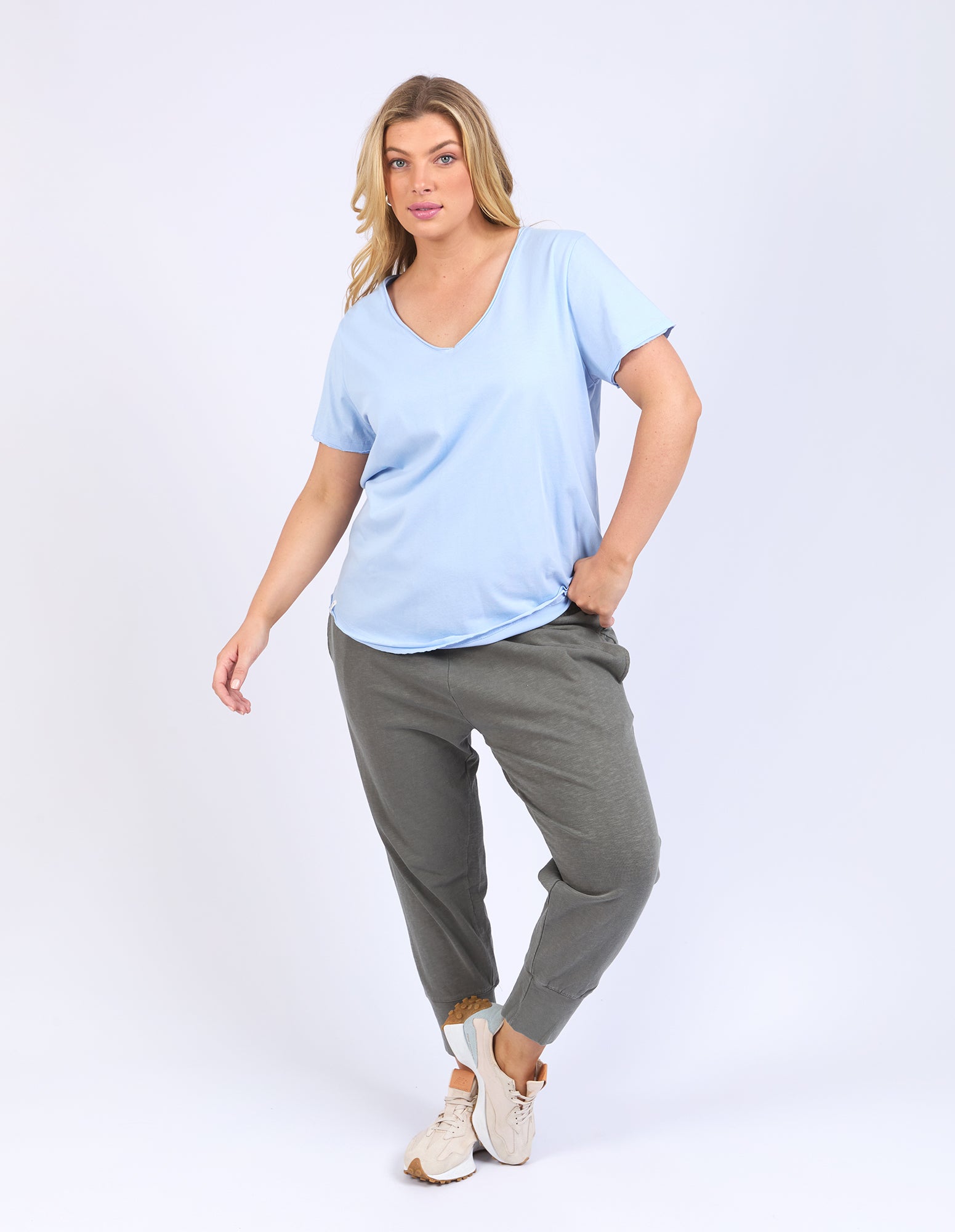 Image of Elm Pima Vee Tee - Dream Blue