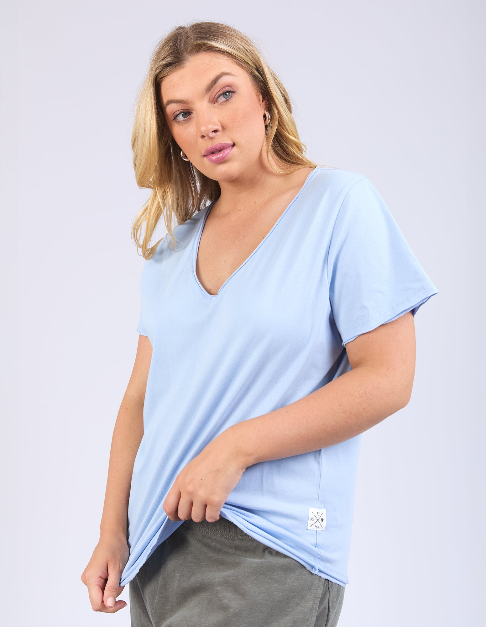 Image of Elm Pima Vee Tee - Dream Blue