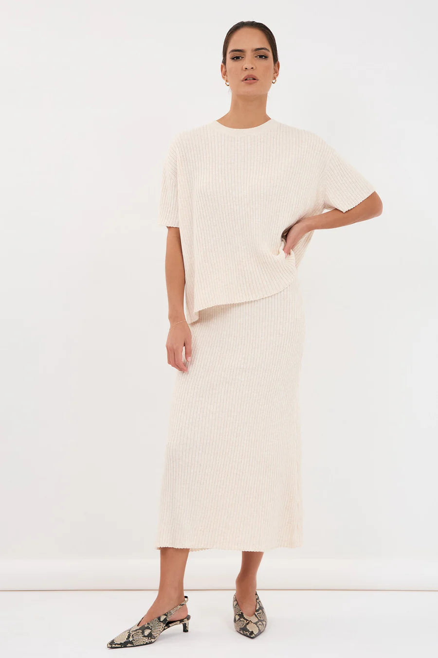 Adorne Shani Rib Knit Short Sleeve Top - Oat