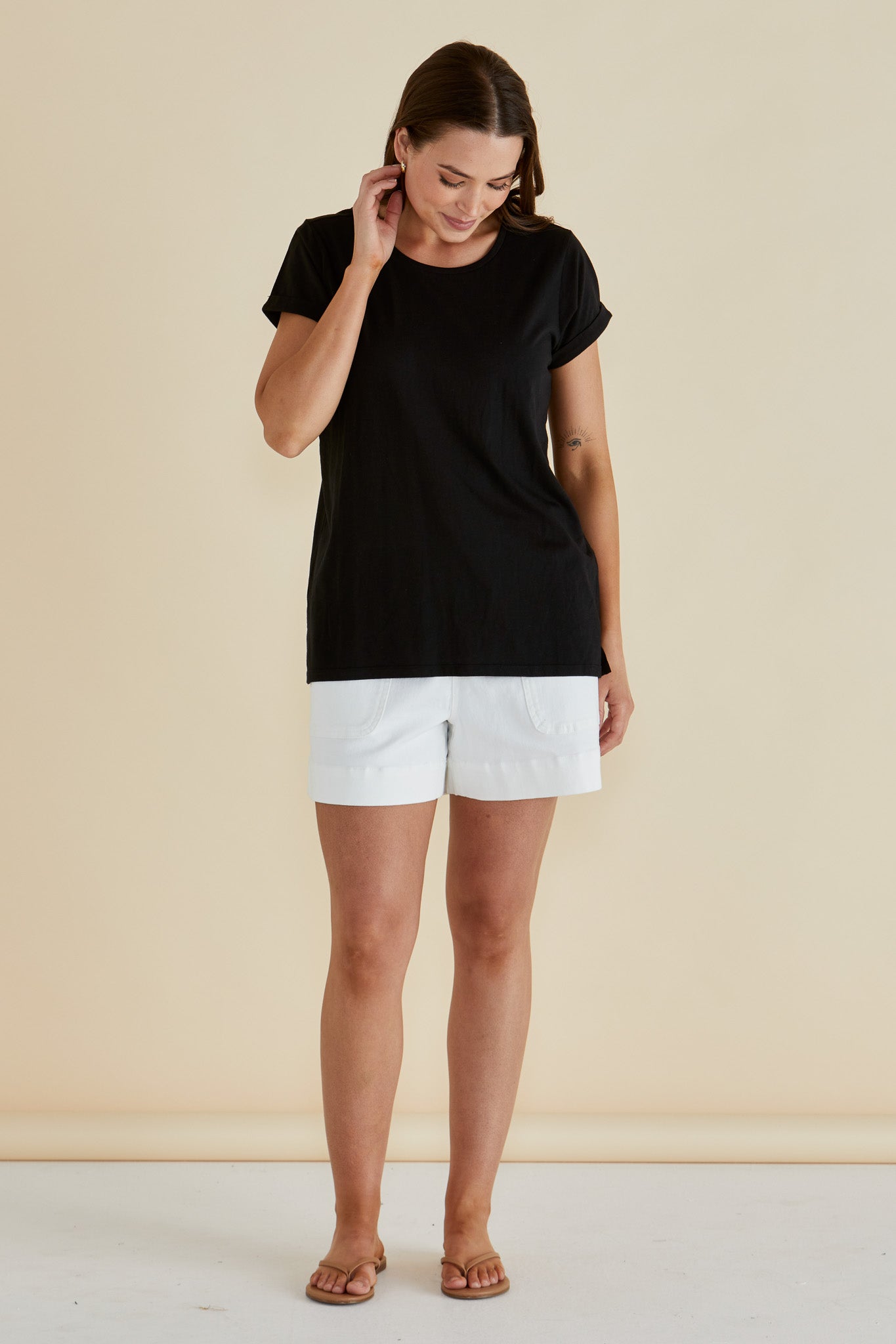 Betty Basics Caia Crew Tee - Black
