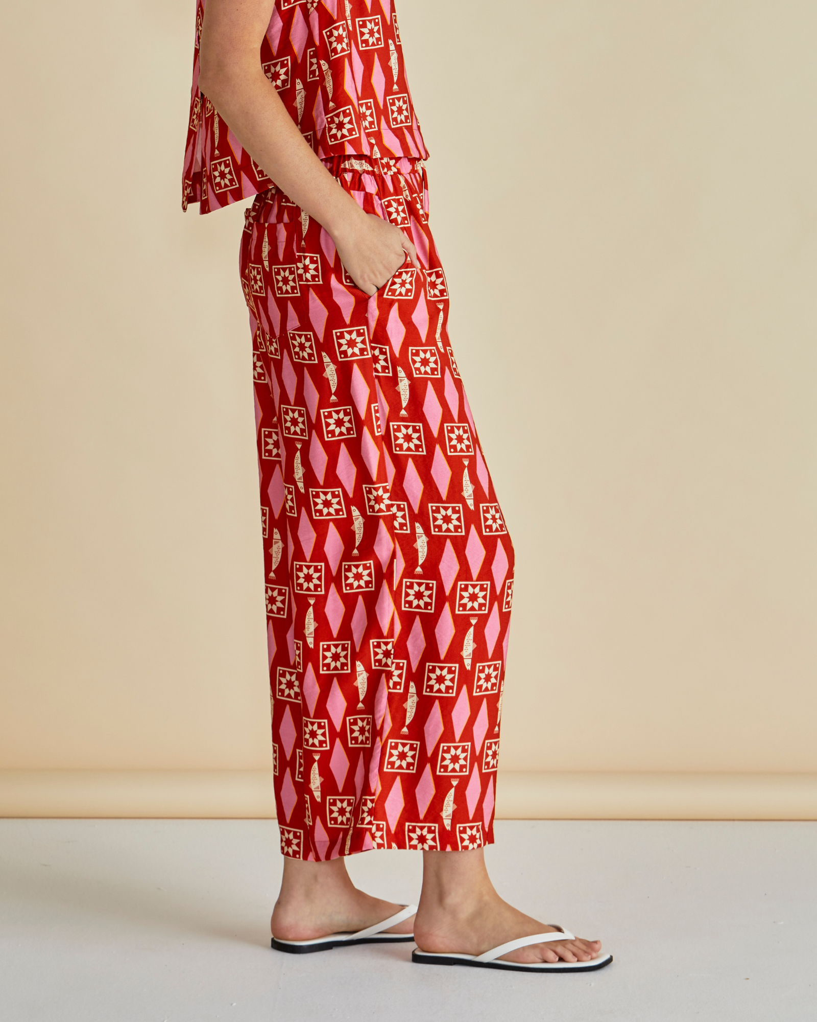 Collection of Betty Basics Copacabana Relax Pant - Sardinia Geo Print Red in a gallery layout