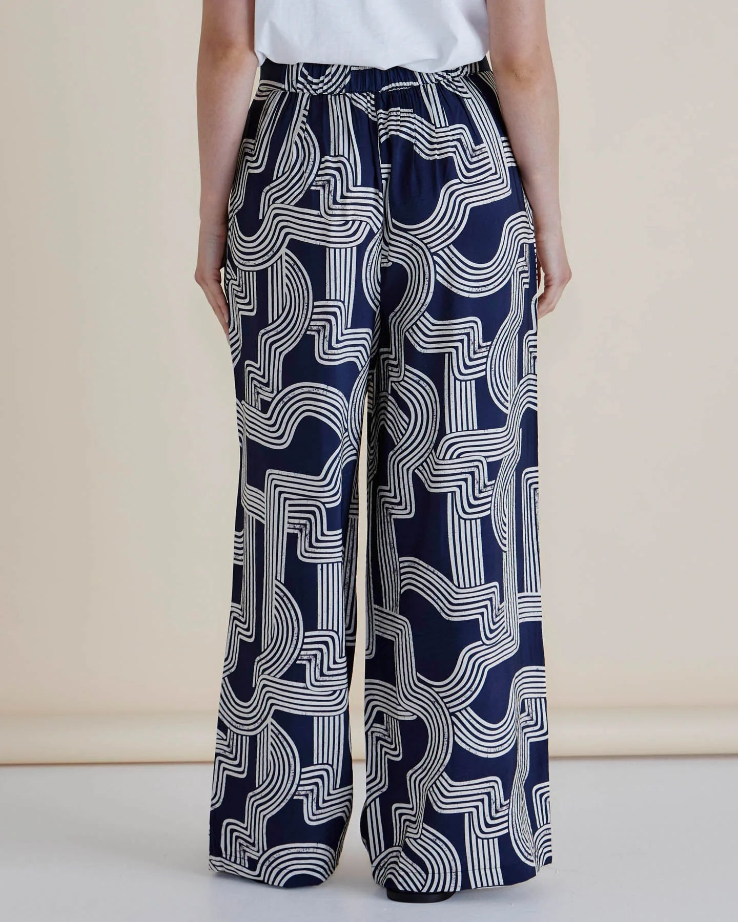 Betty Basic Zander Pant - Navy Geo