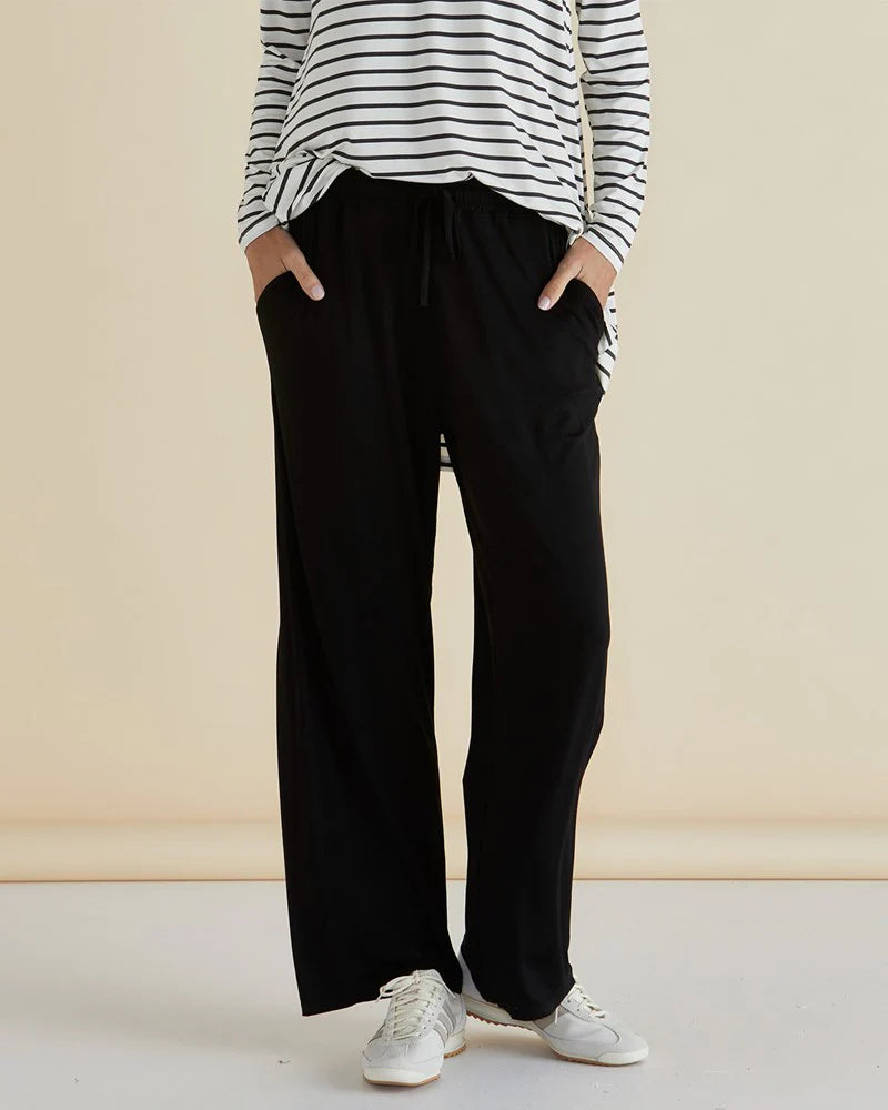 Betty Basic Weston Wide Leg Jogger - Black