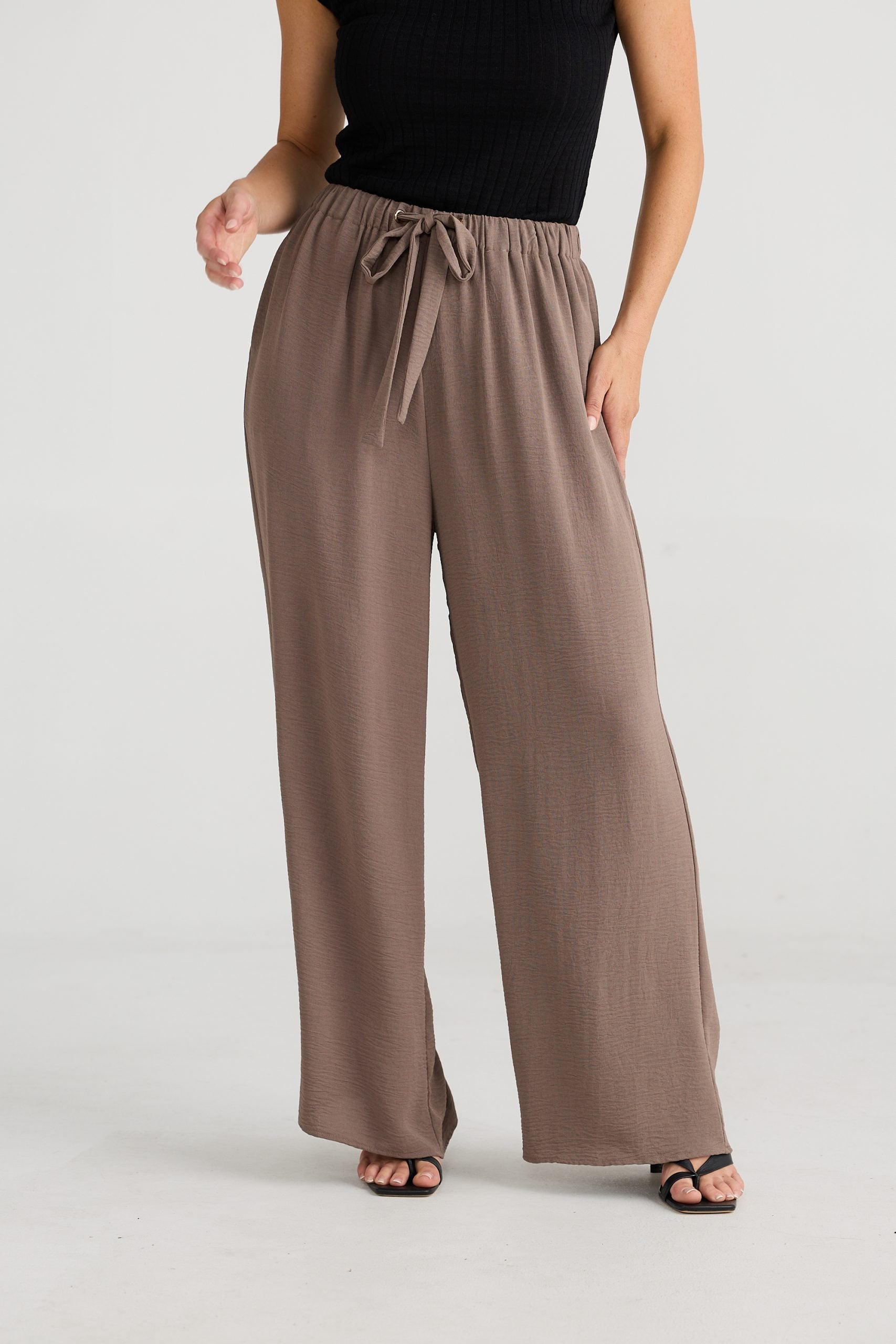 BT24411-3_Astrid Pant_Bark_1