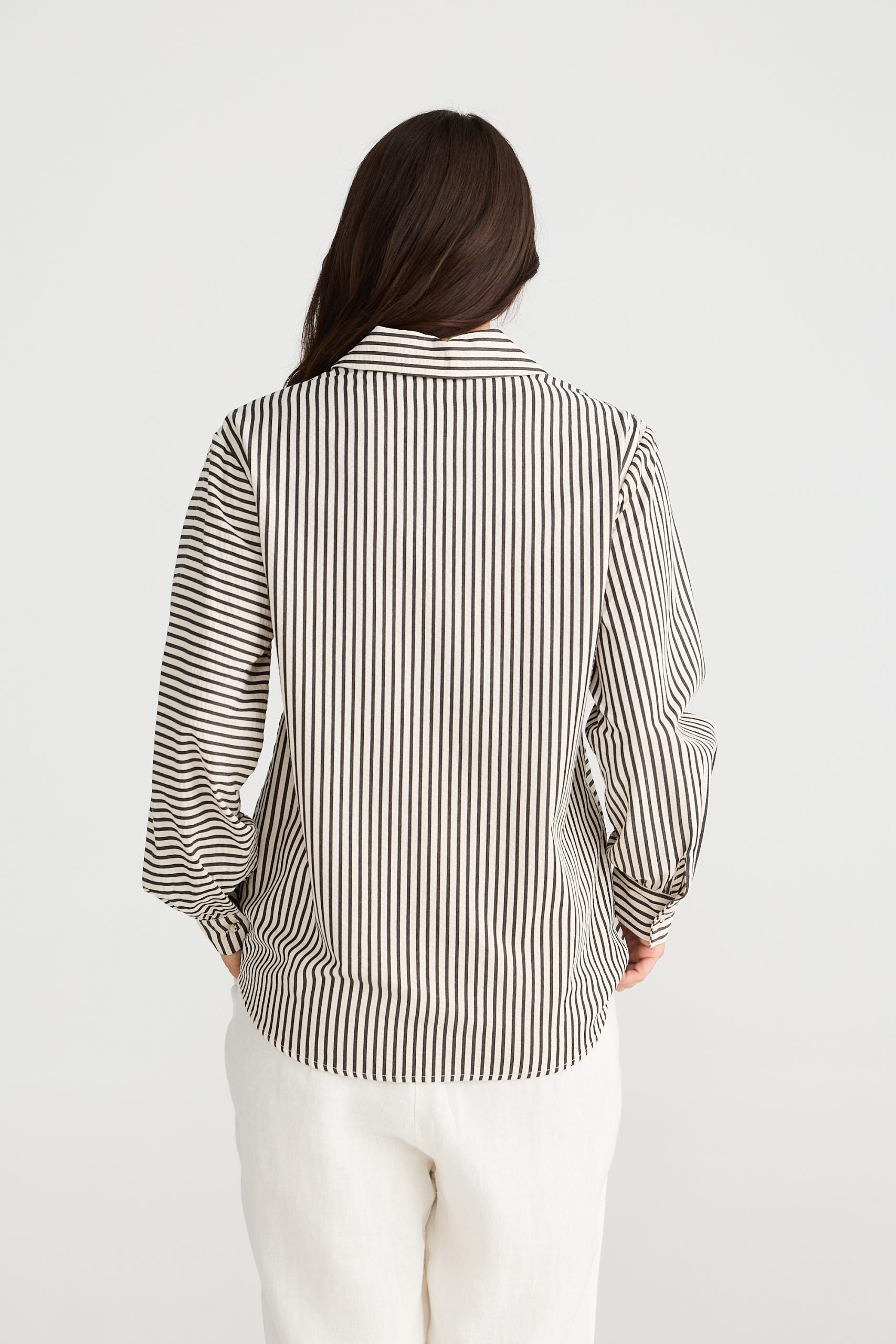 BT24473-1_Audrey Shirt_White W Black Stripe_4