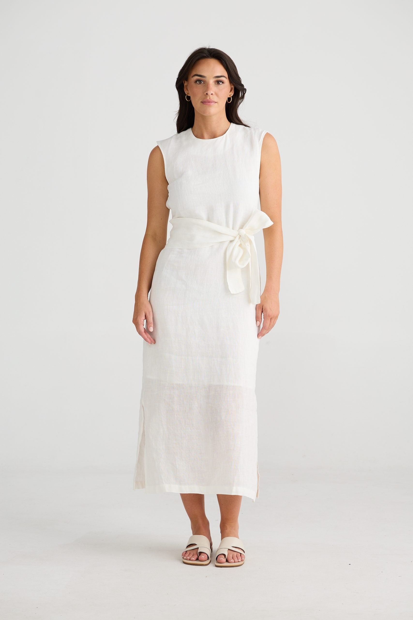 Collection of BT24511-1_Turning Point Dress_White_1 in a gallery layout