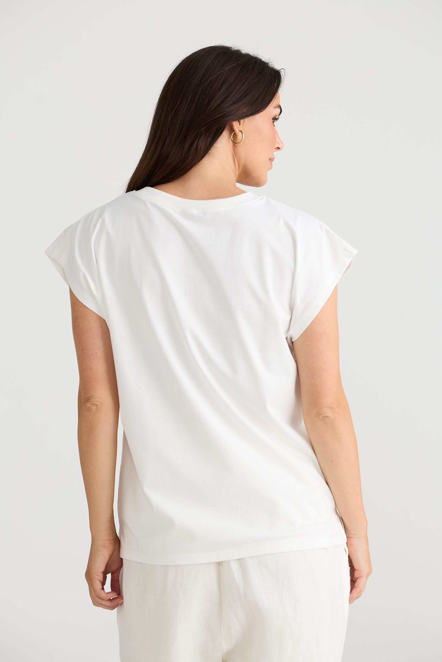 Collection of BT24544-2_Michel Tshirt_White_3 in a gallery layout