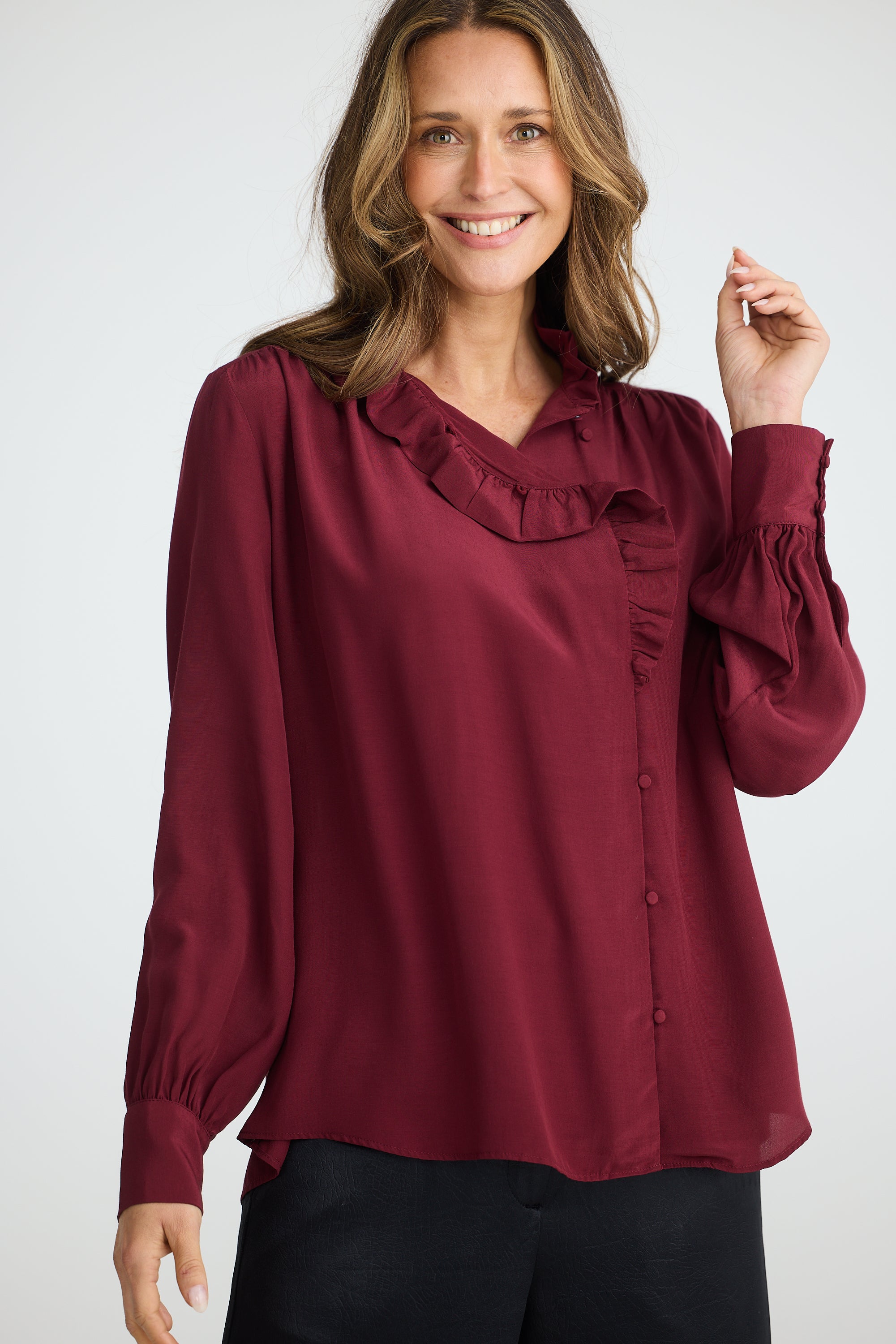 Collection of Brave and True Somerset Shirt - Wine in a gallery layout