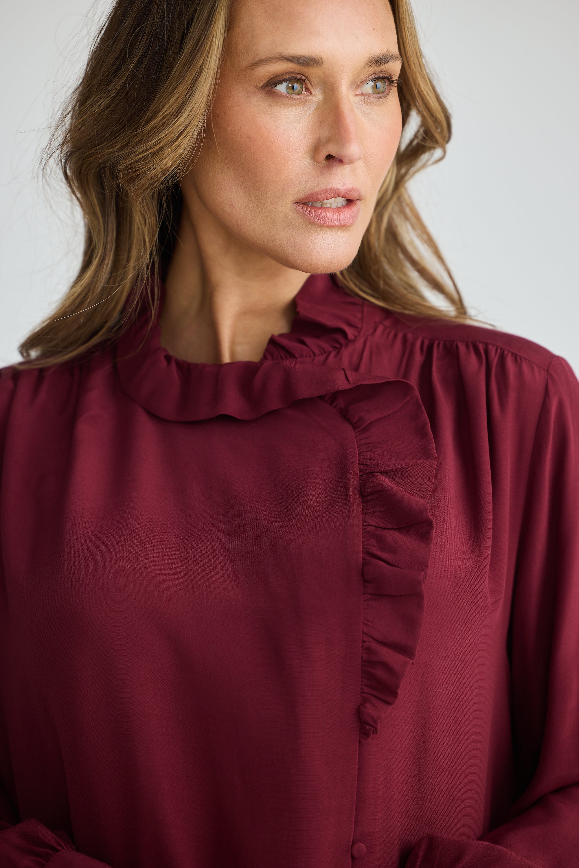 Collection of Brave and True Somerset Shirt - Wine in a gallery layout