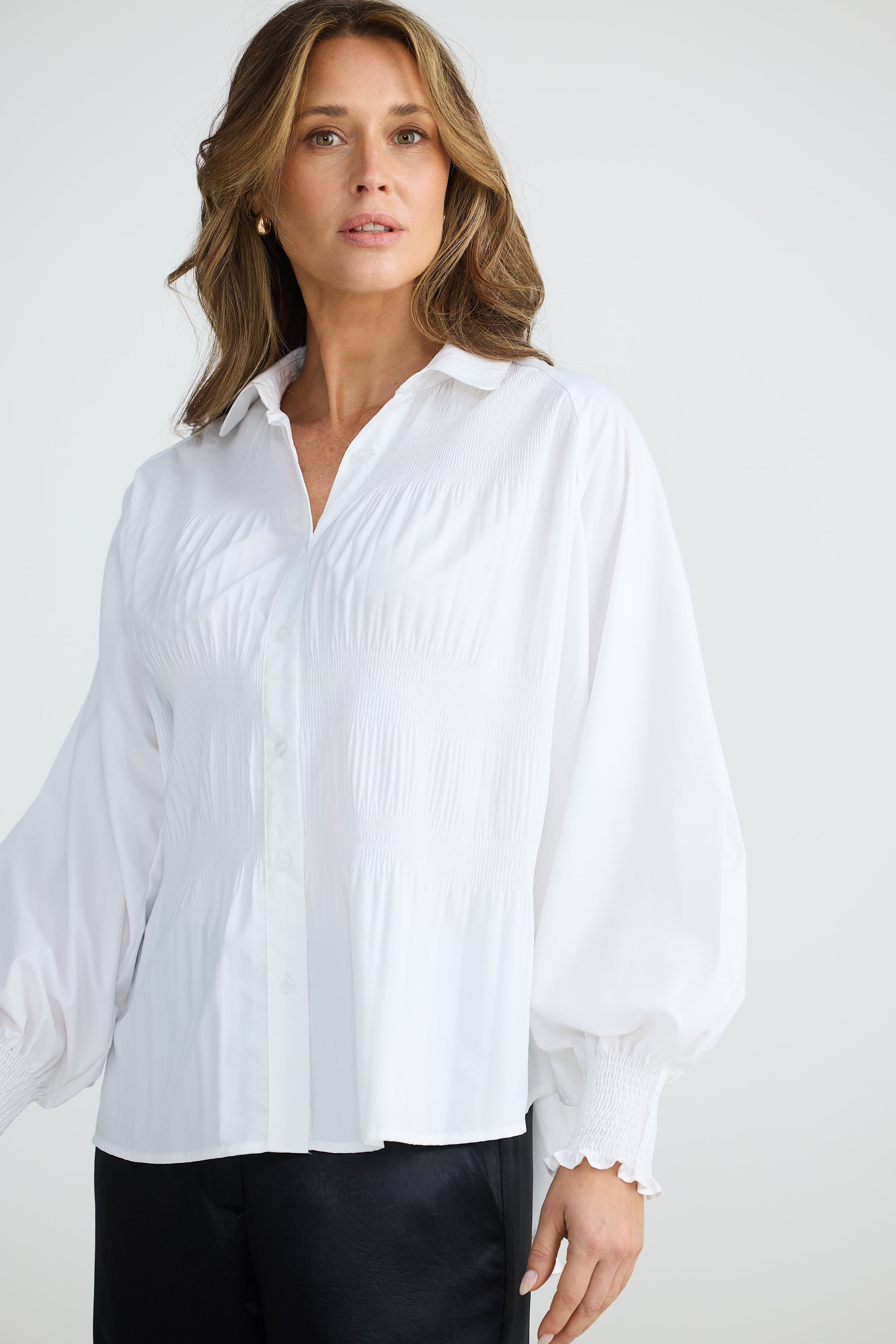 Collection of Brave + True Birdy Shirt - White in a gallery layout