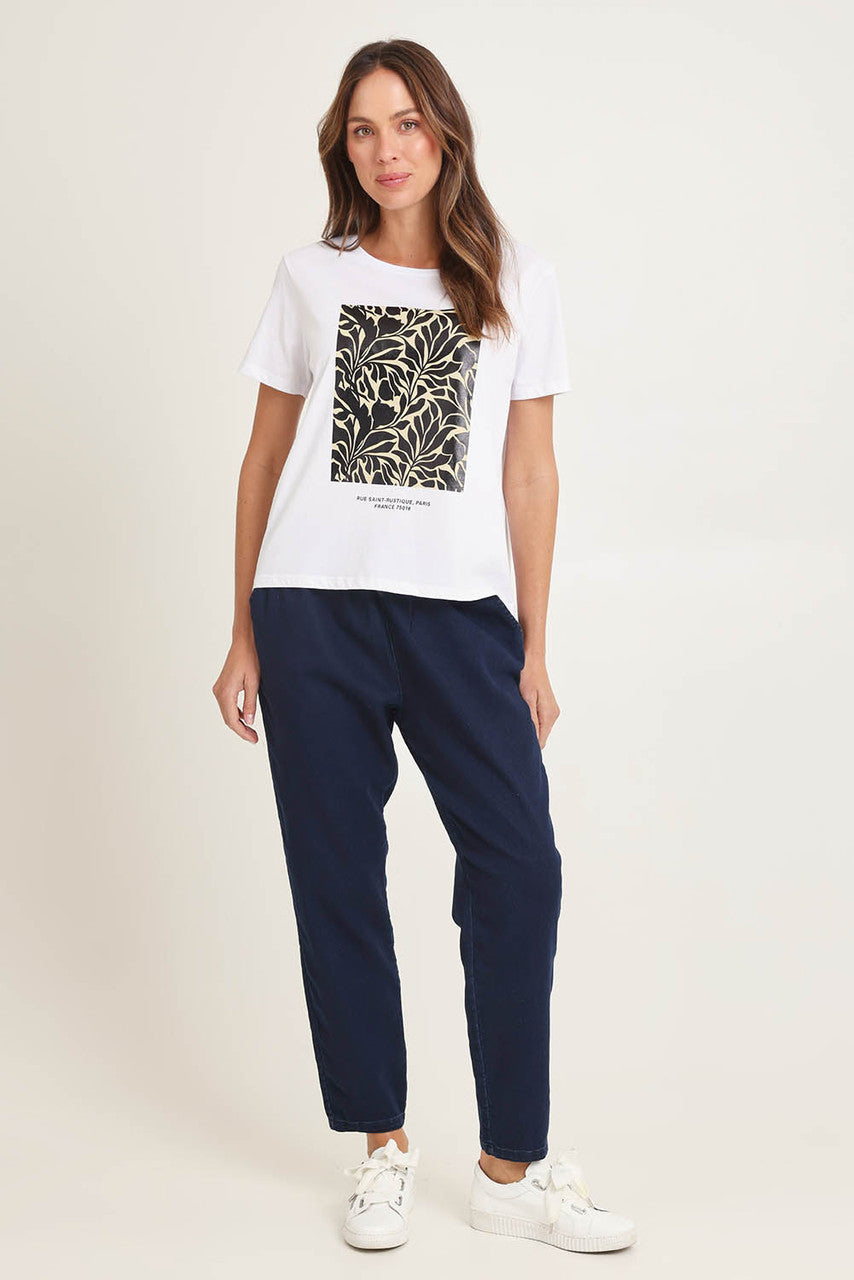 Betty Basics Ellia Crew Tee - Monochrome Floral