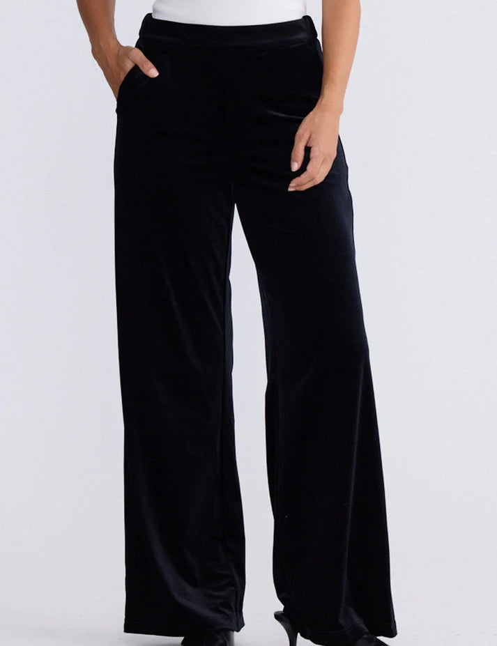 Brave and True Jacinda Pant - Black