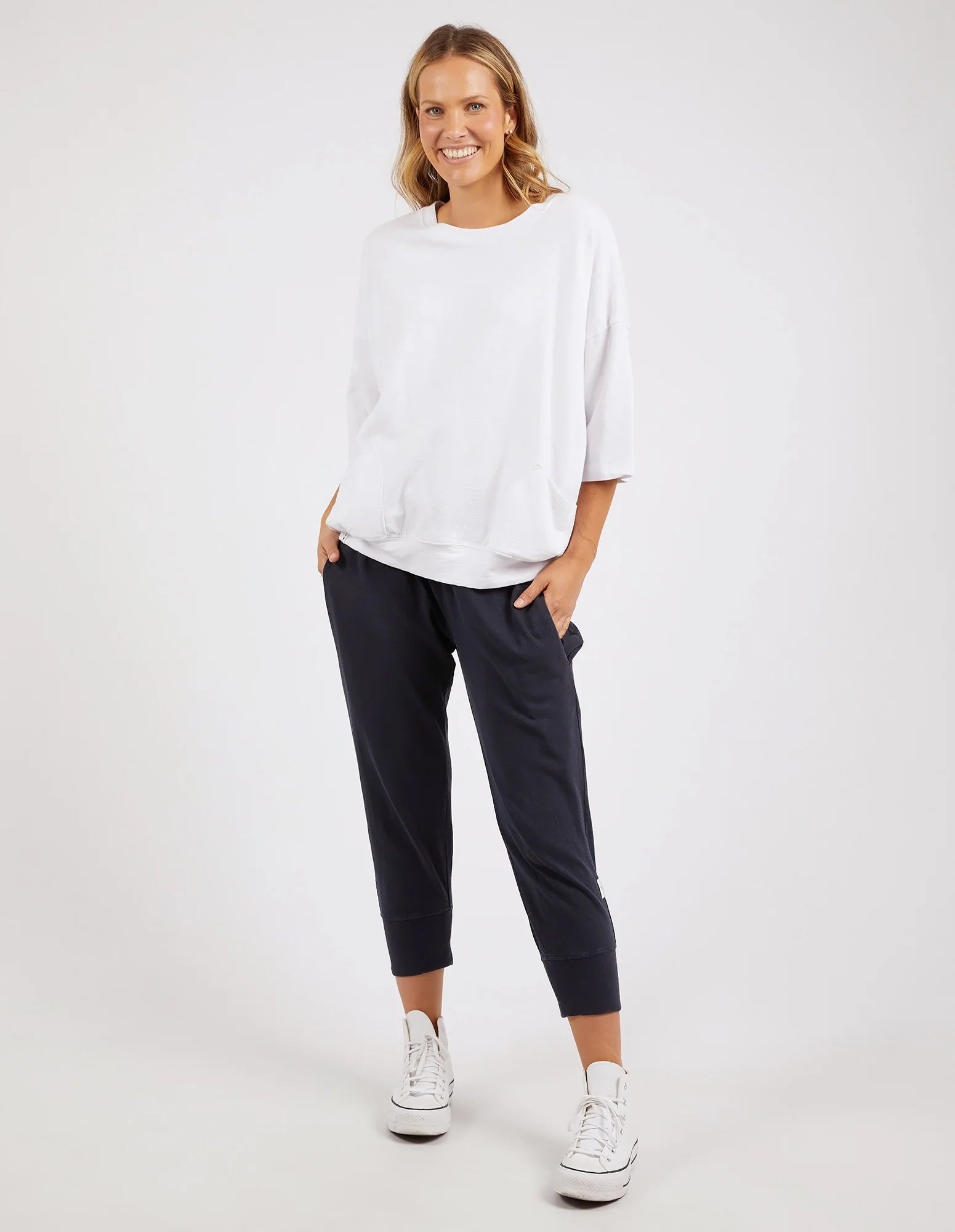 Elm Fundamental Mazie Sweat - White