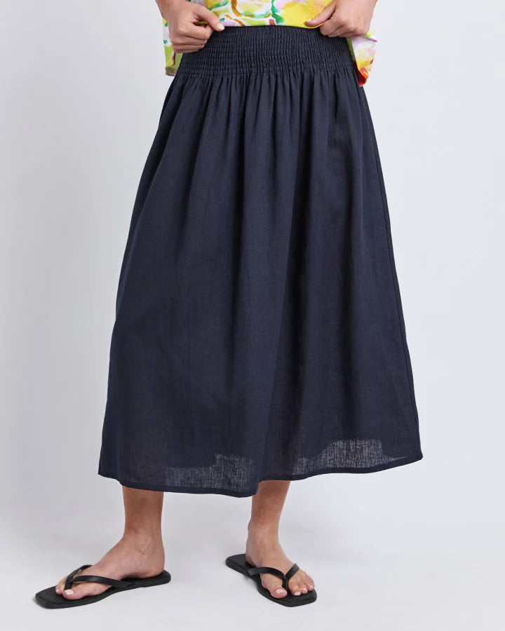 Image of Elm Flair Shirred Skirt - Navy