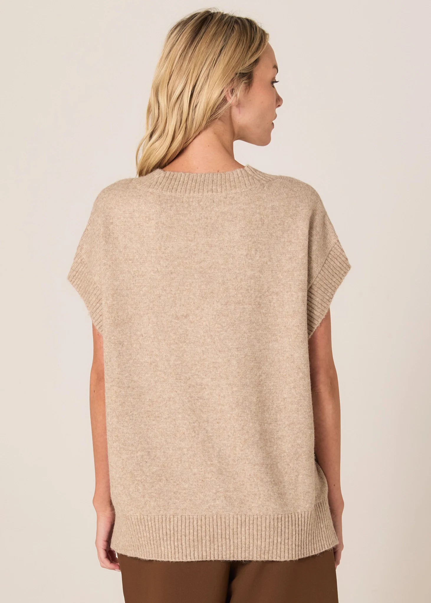 Fate and Becker Rae V-Neck Vest - Brown Marle