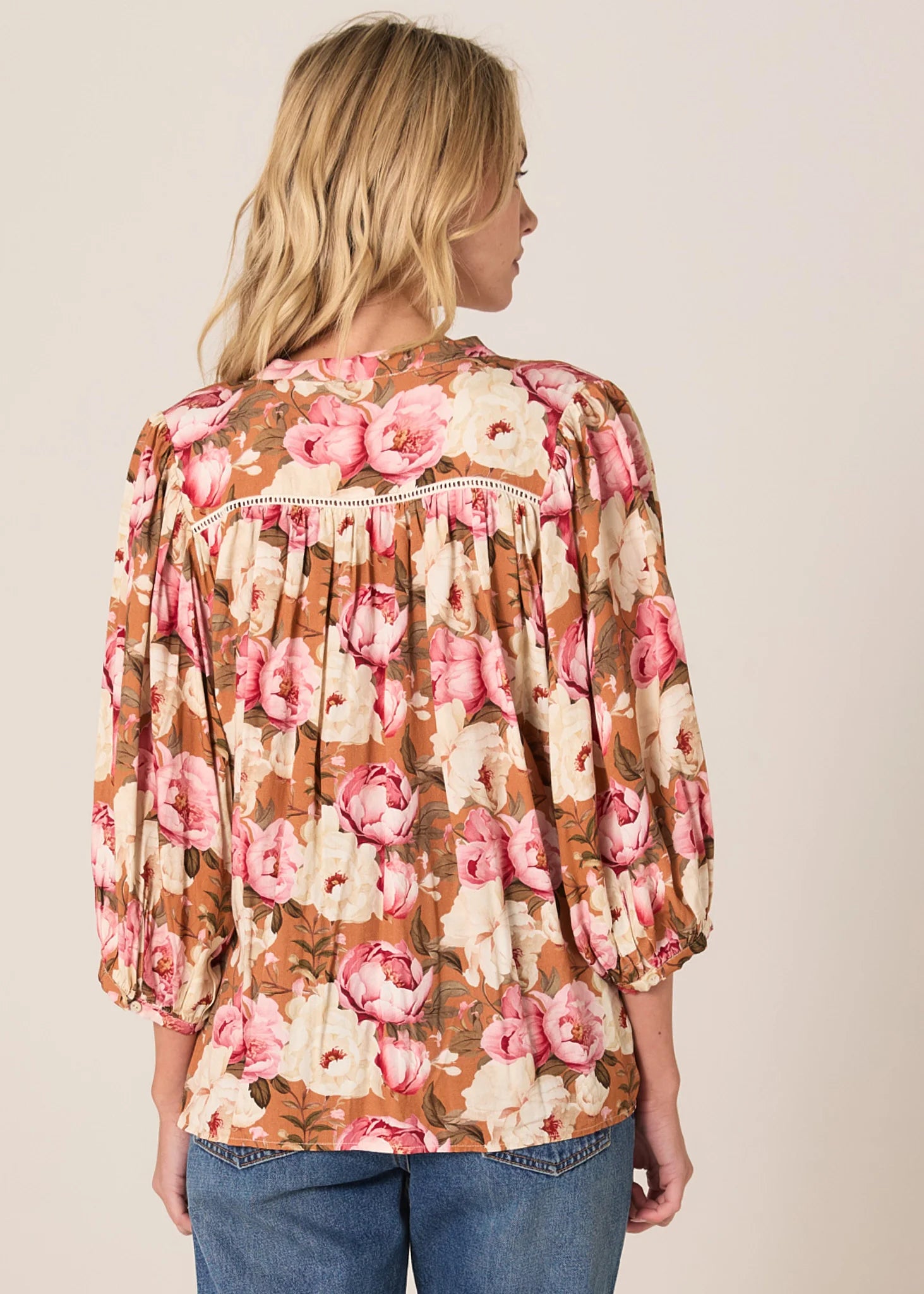 Collection of Fate and Becker Sweet Emotion Top - Garden in a gallery layout