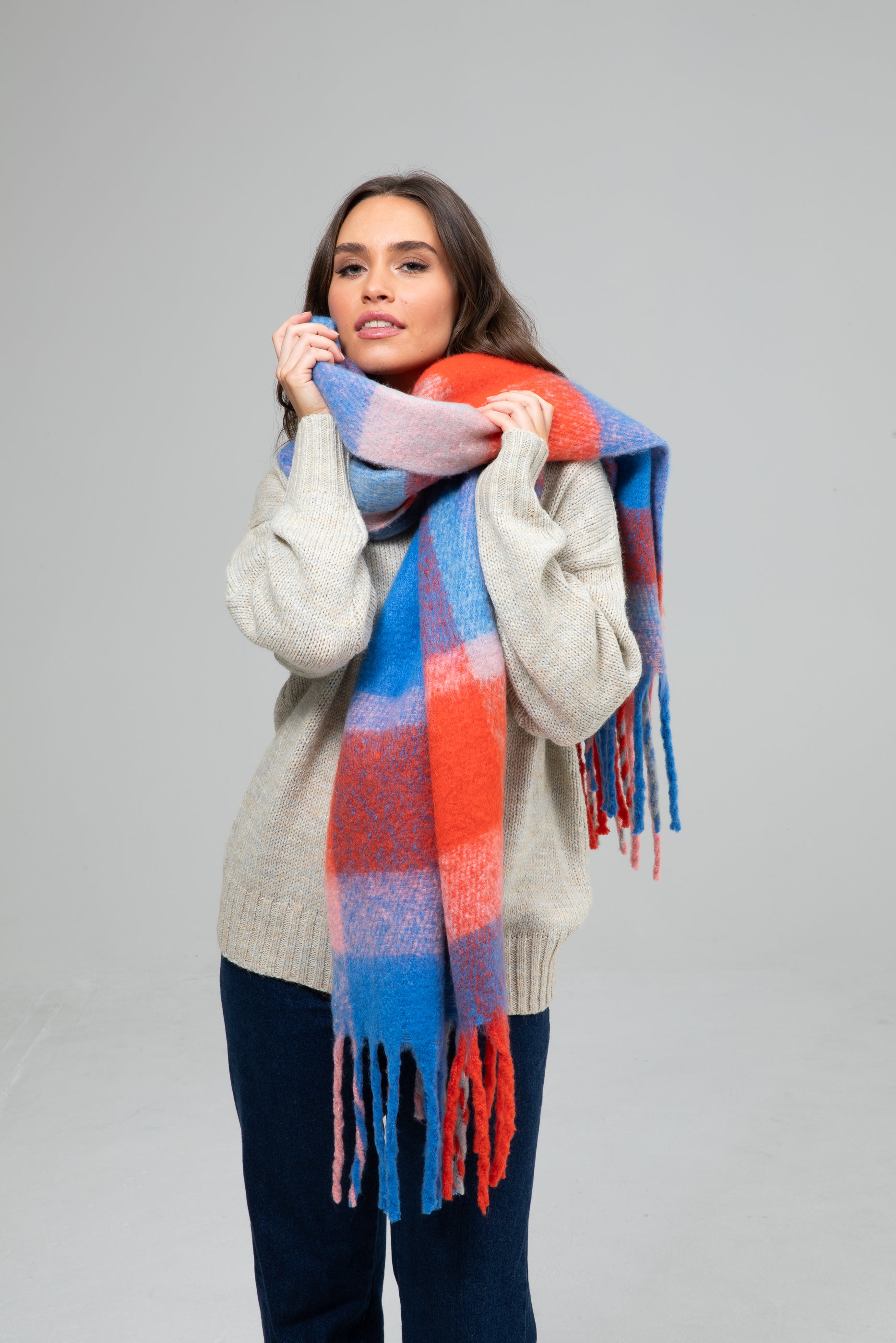 Image of Holiday Life Jax Scarf - Blue/Red