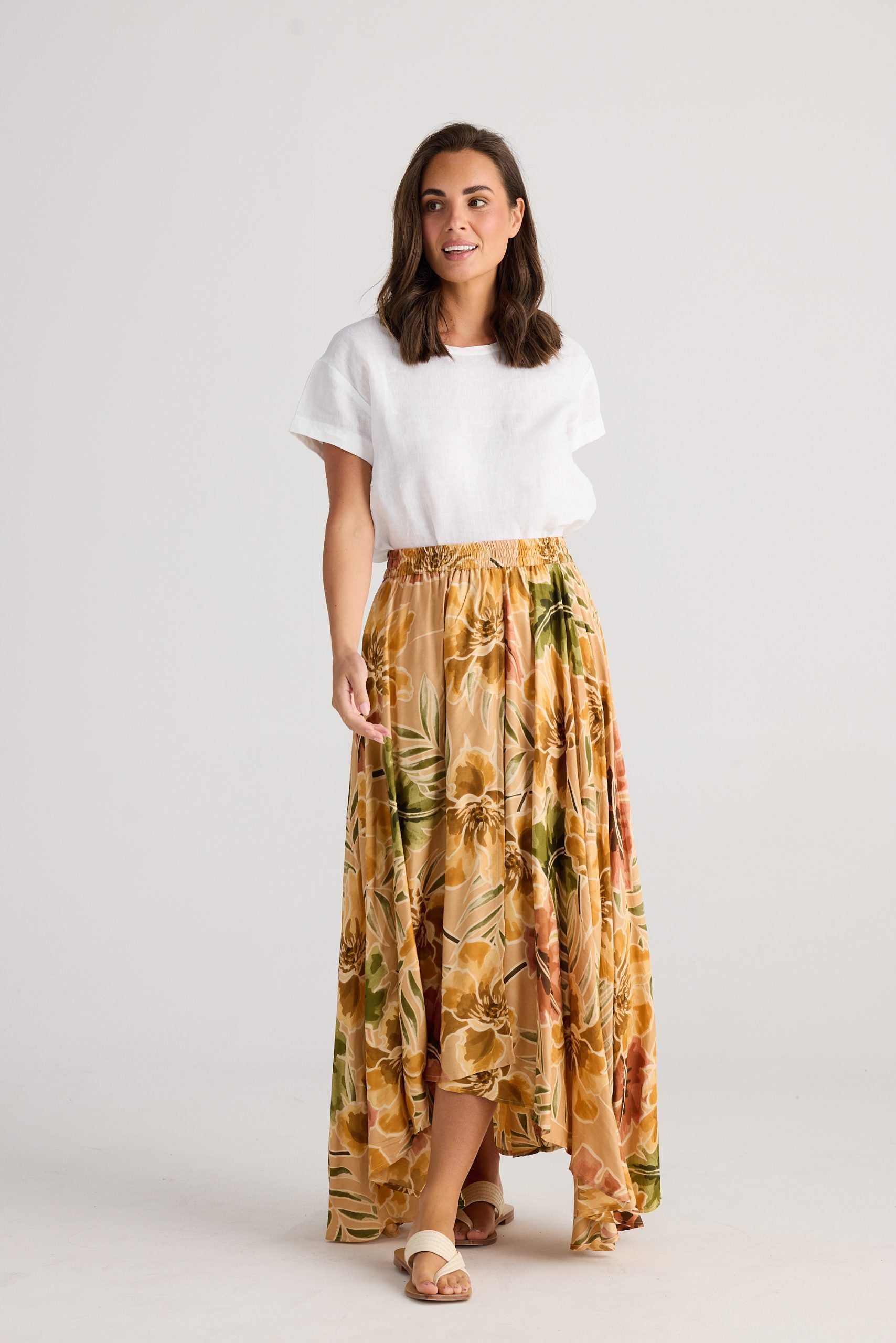 HC24087-1_Cascade-Wrap-Skirt_Majesty-Palm_2-1-scaled