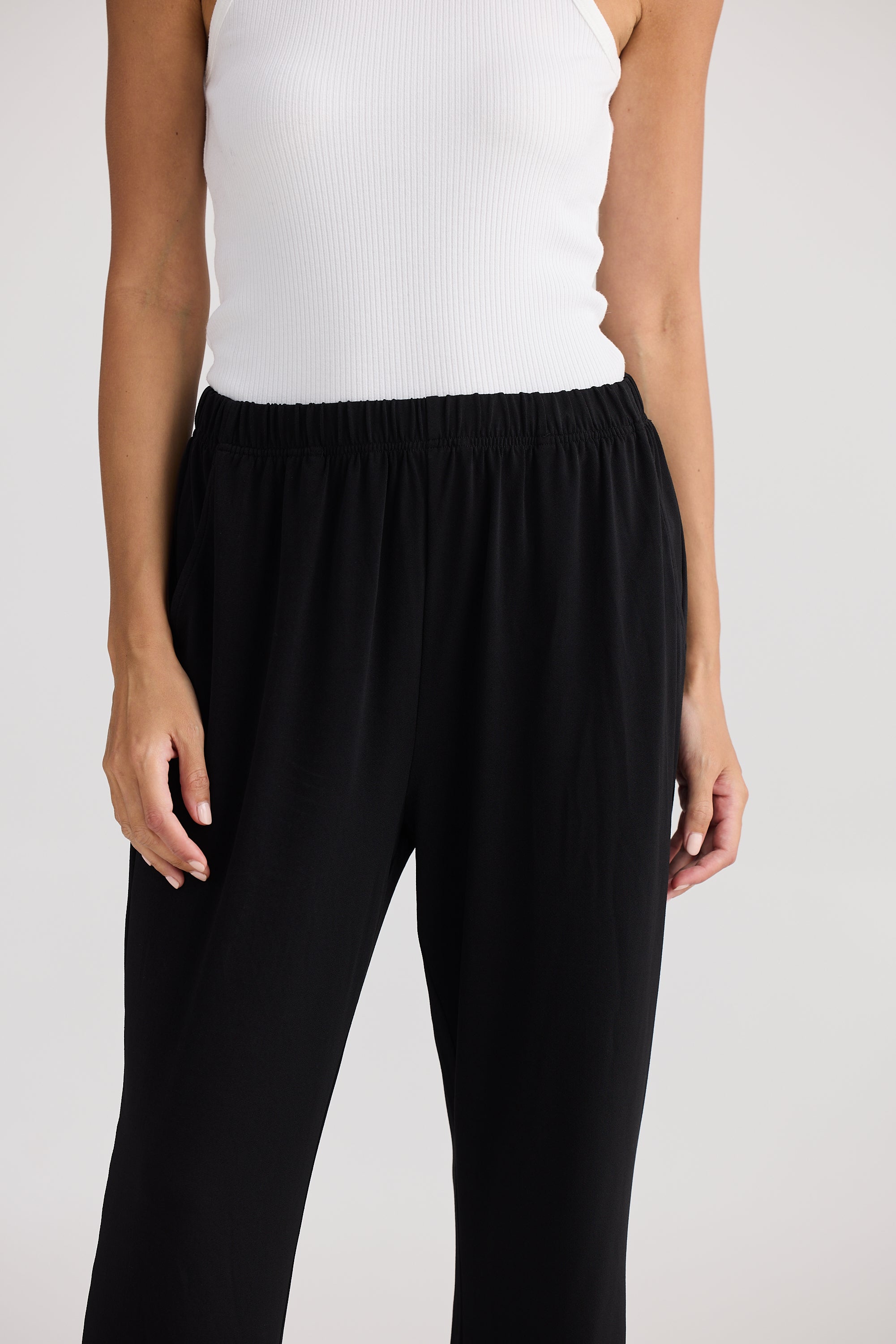 Collection of Homelove Kinetic Pant - Black in a gallery layout