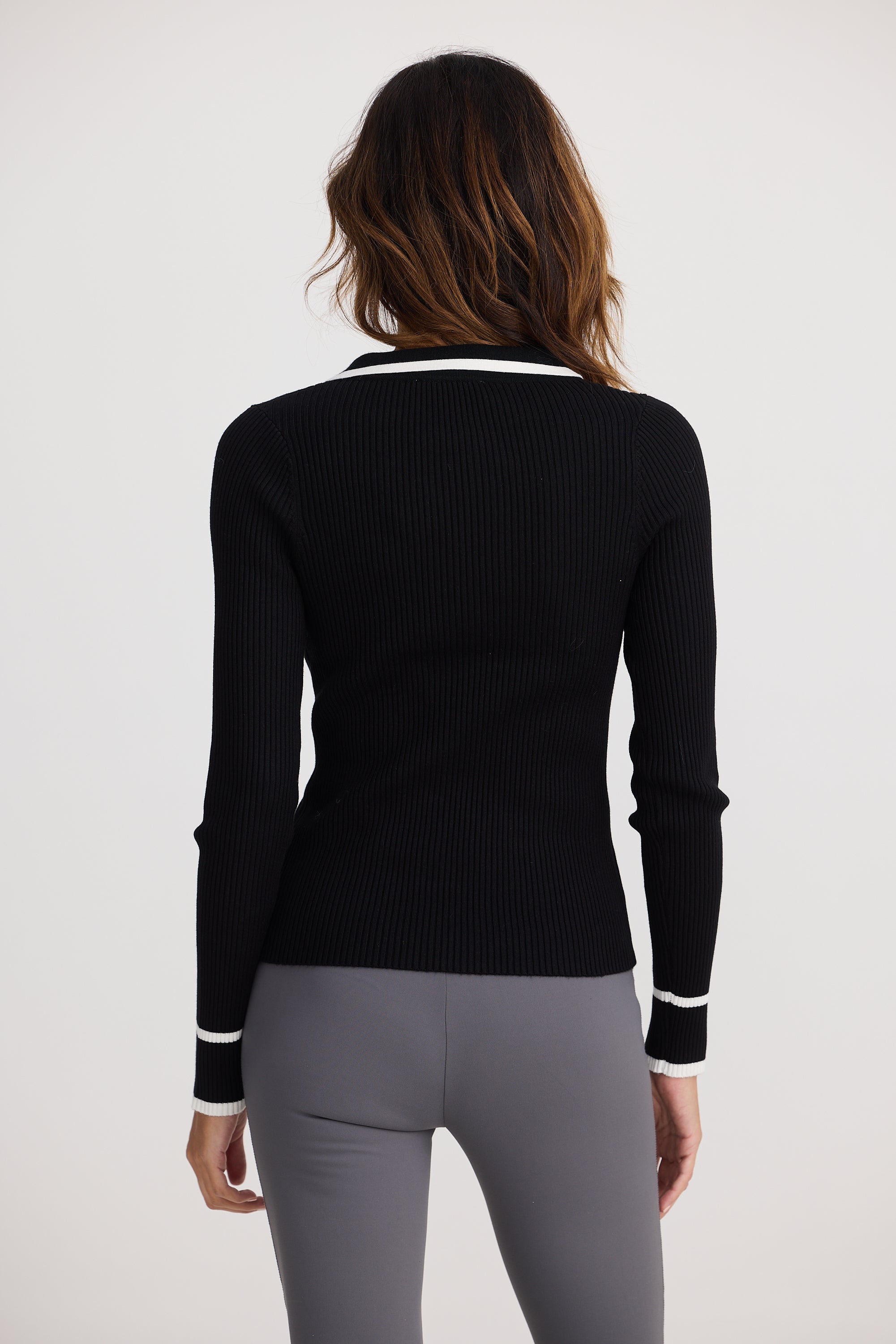 Collection of Homelove Beckham Top in a gallery layout