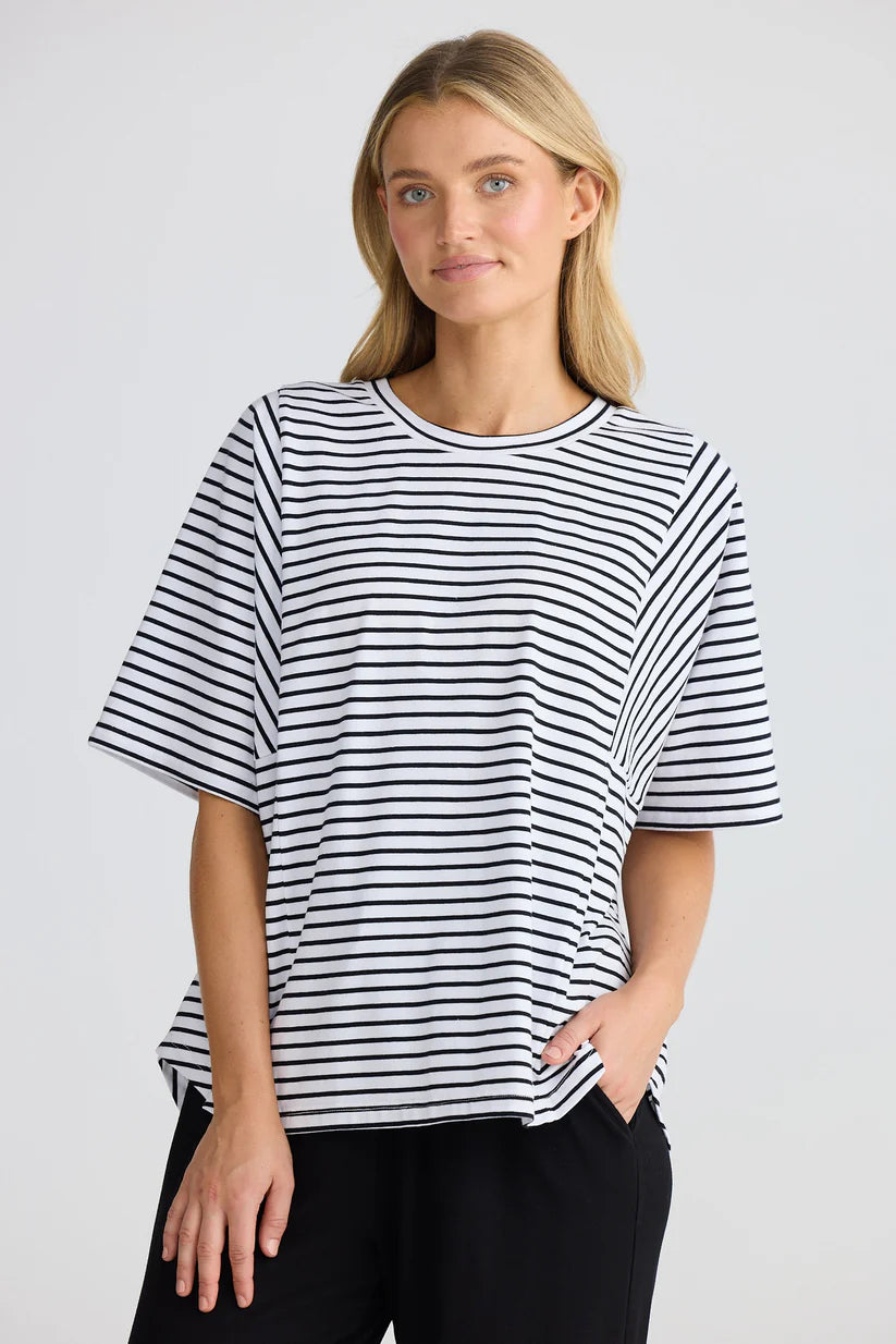 Homelove Sana Tee - Black Stripe