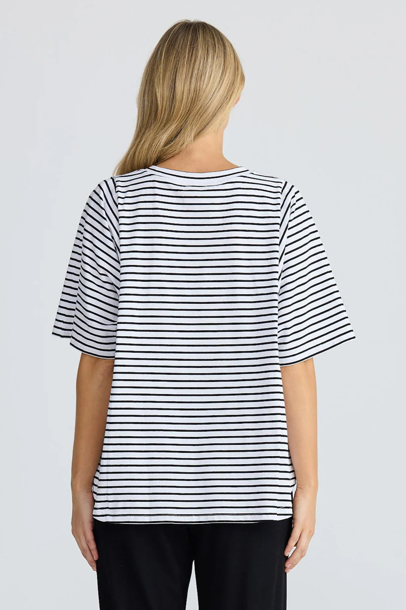 Collection of Homelove Sana Tee - Black Stripe in a gallery layout