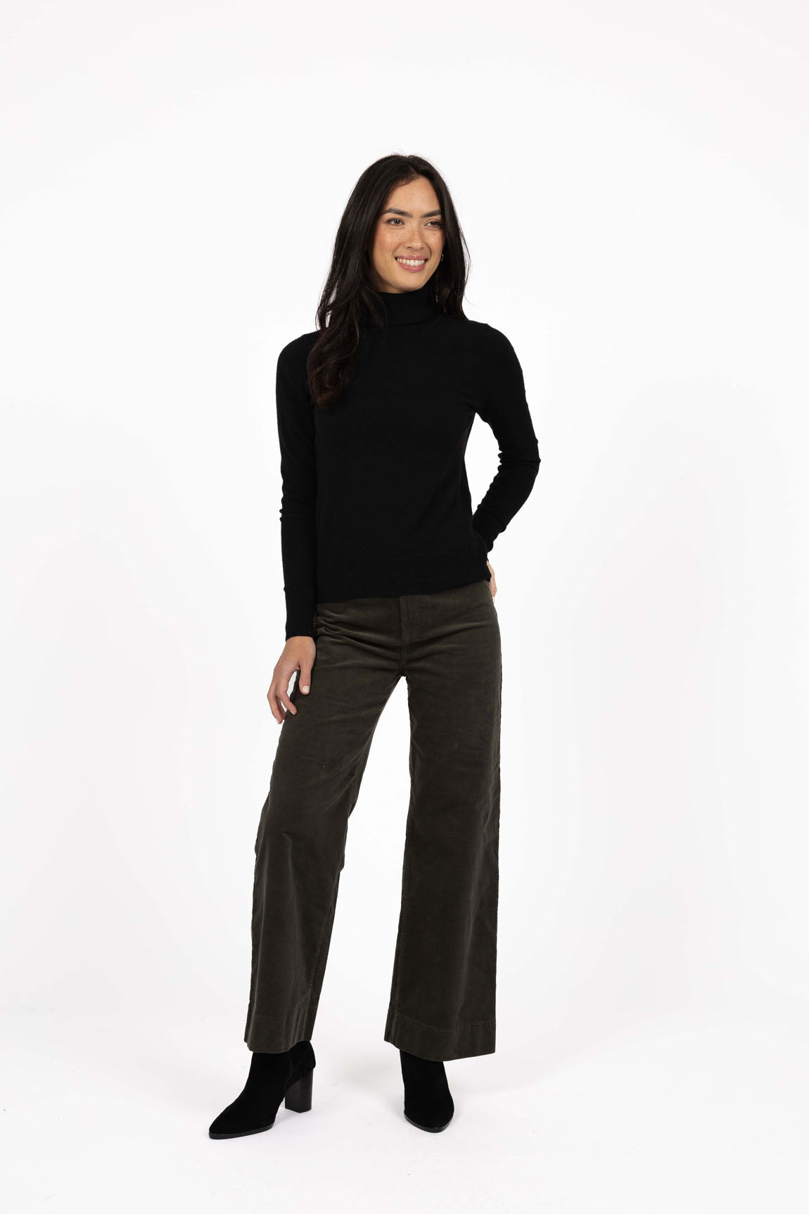 Image of Humidity Fleetwood Cord Pant - Khaki