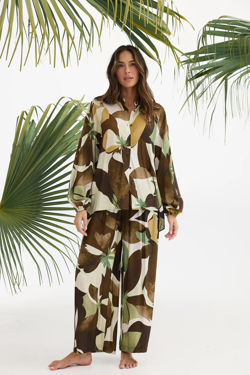 Holiday Cliffside Shirt - Jungle Print