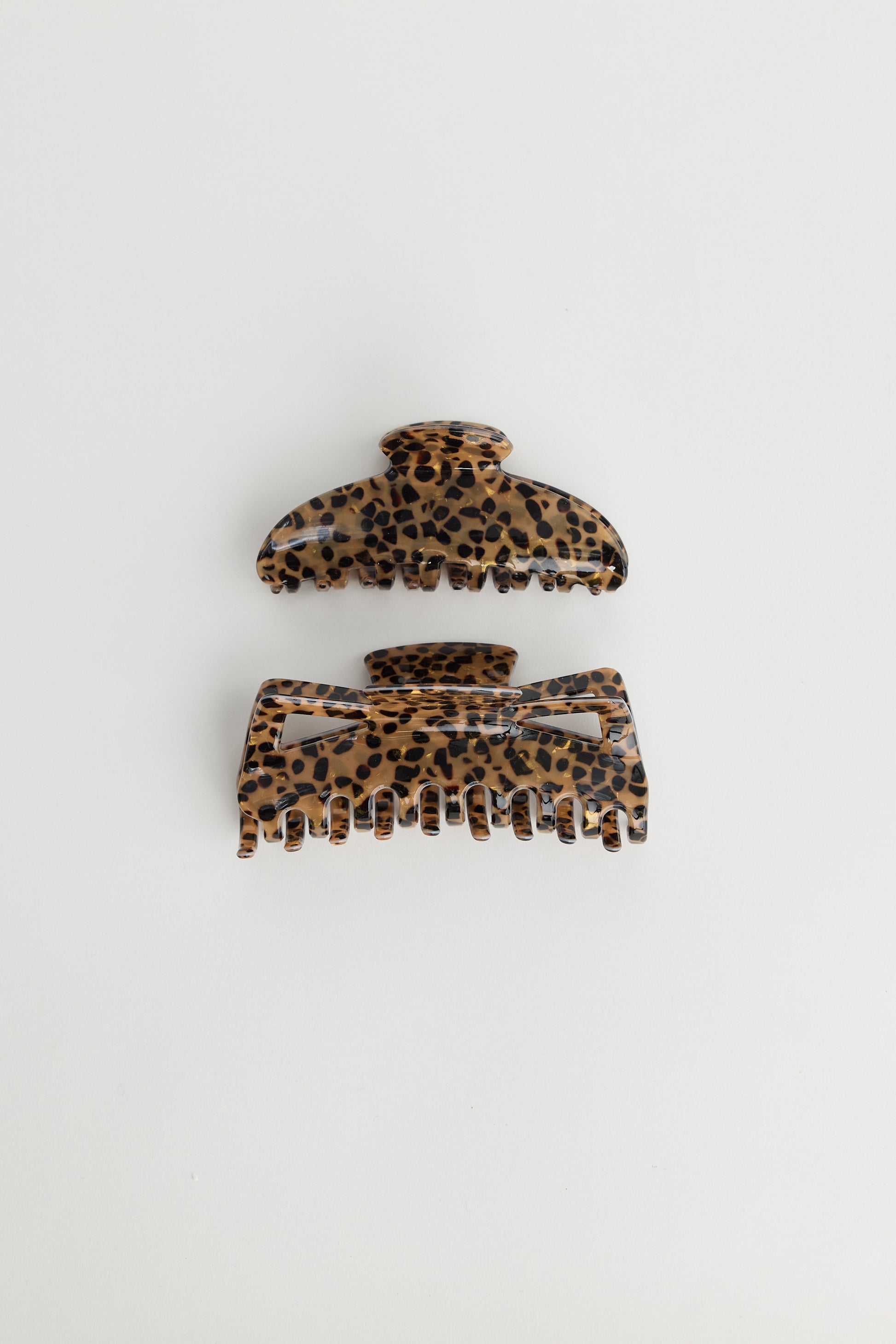 Holiday Life Leopard print hair clip set on a white background