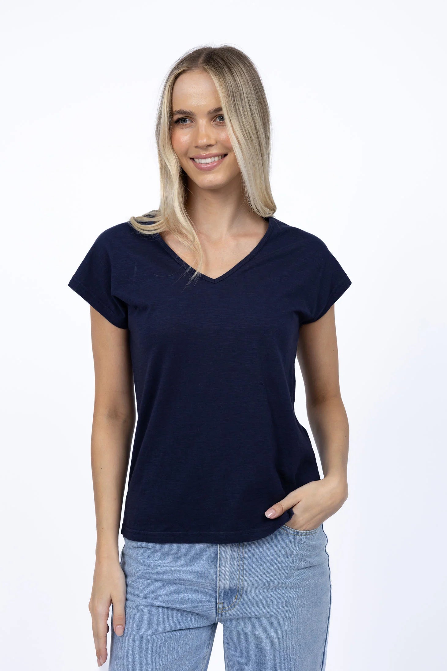 Humidity Must Have V Neck - Navy