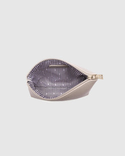 Collection of Louenhide The Everyday Pouch - Oat in a gallery layout
